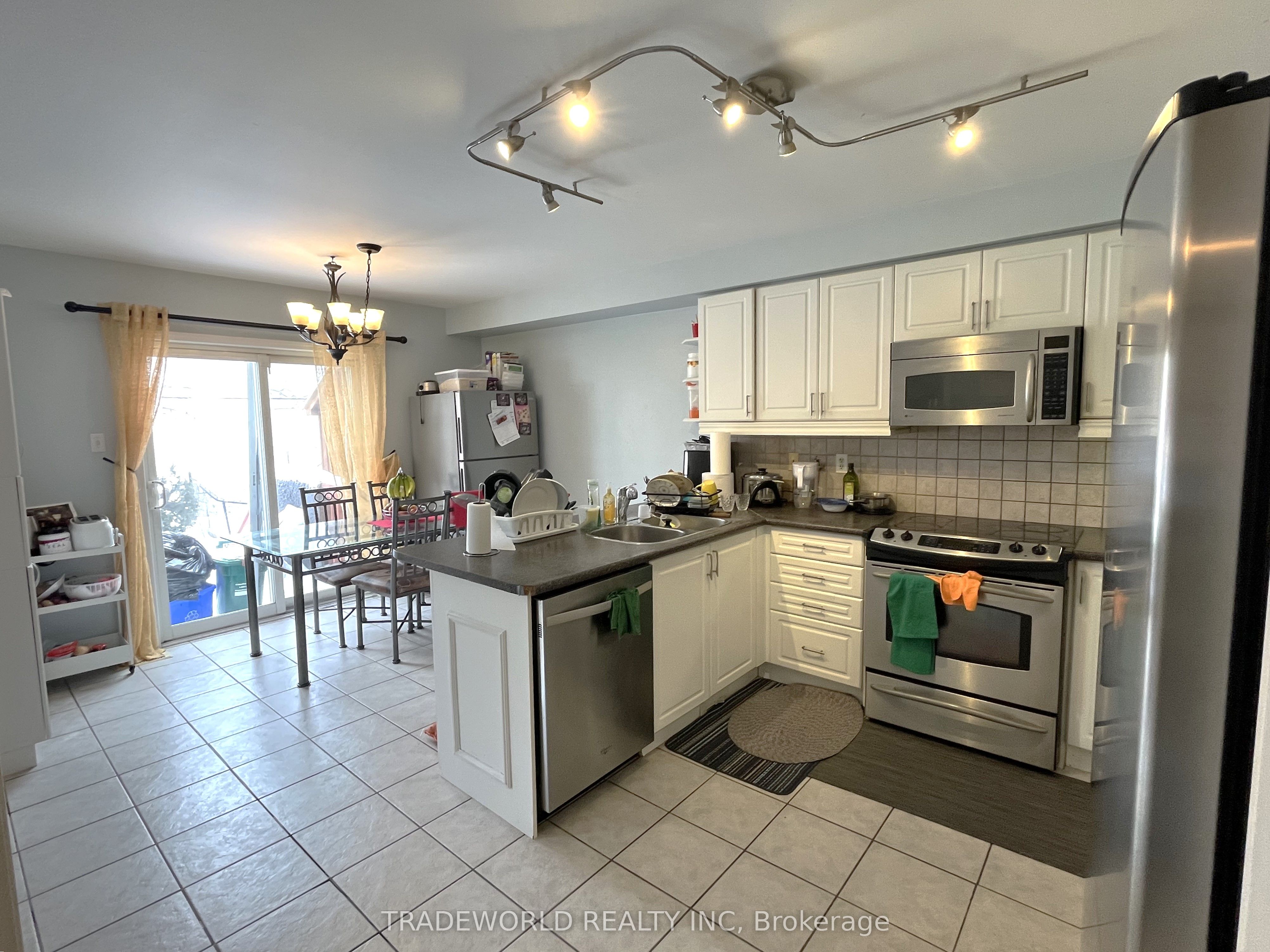 267 Flagstone Way Property Photo 7
