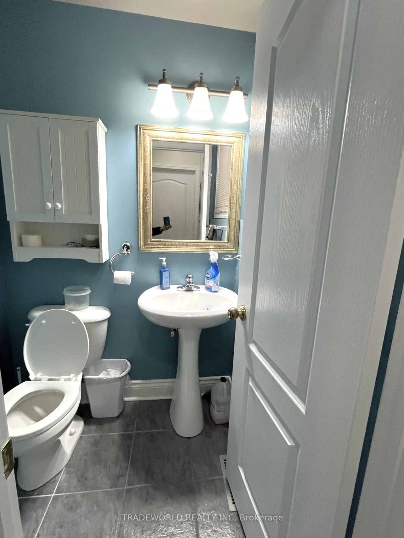 267 Flagstone Way Property Photo 13