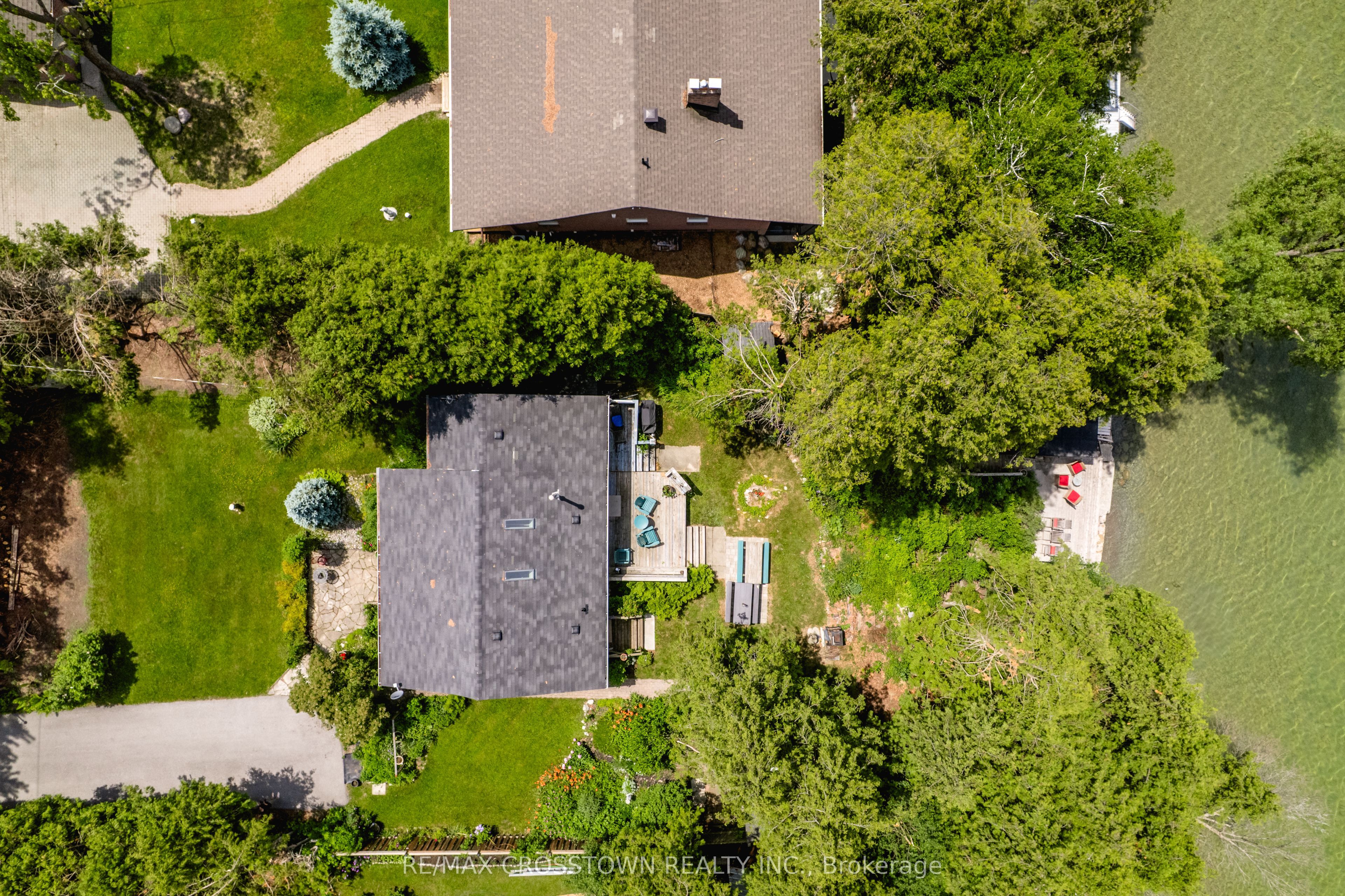 24890 Thorah Park Blvd Property Photo 4