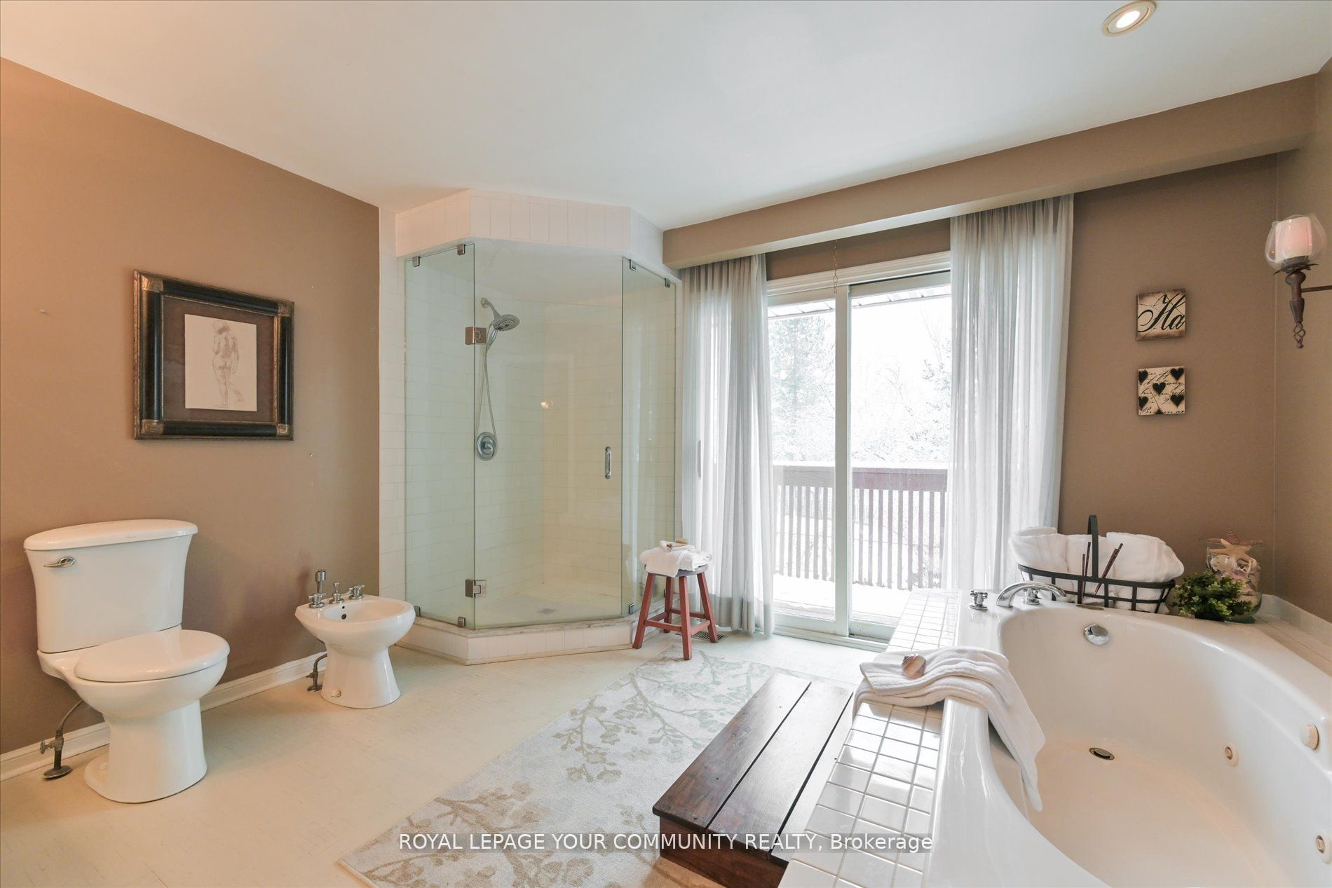 247 Harris Avenue Property Photo 17