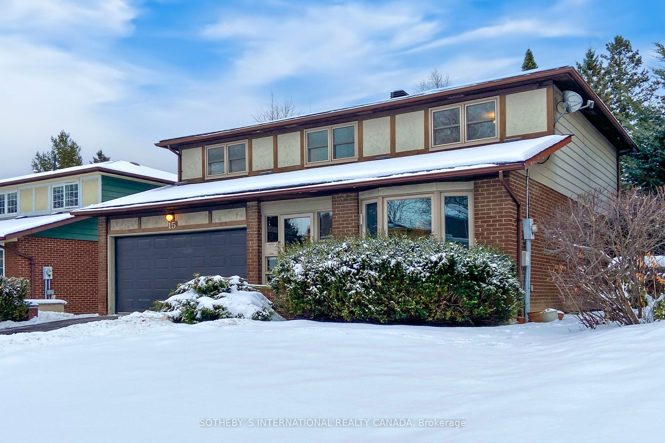 15 Hagerman Boulevard Property Photo 1