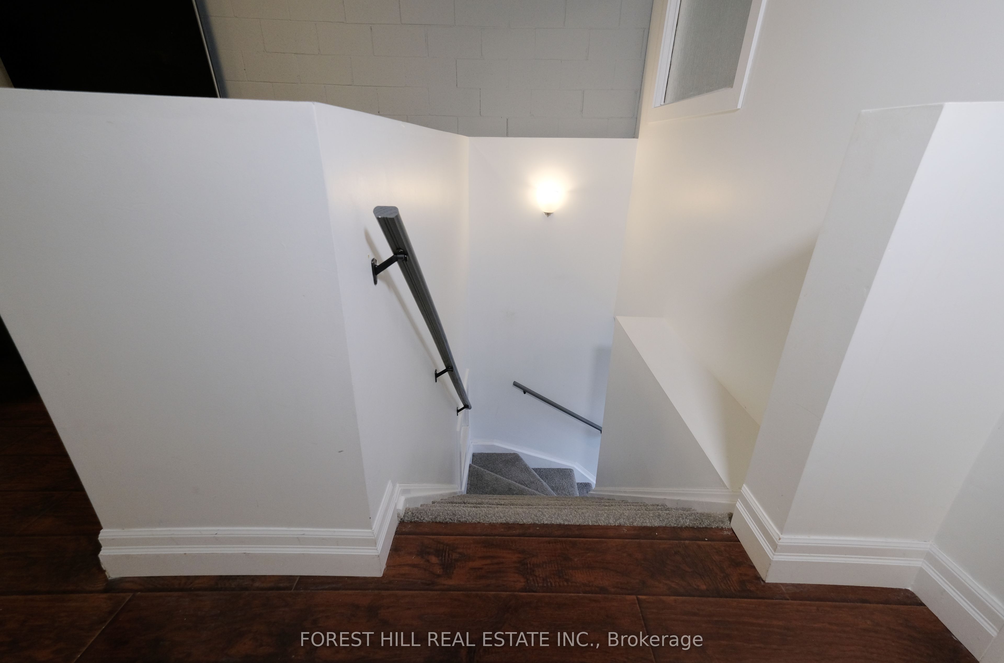 #5 - 1211 Gorham Street Property Photo 26