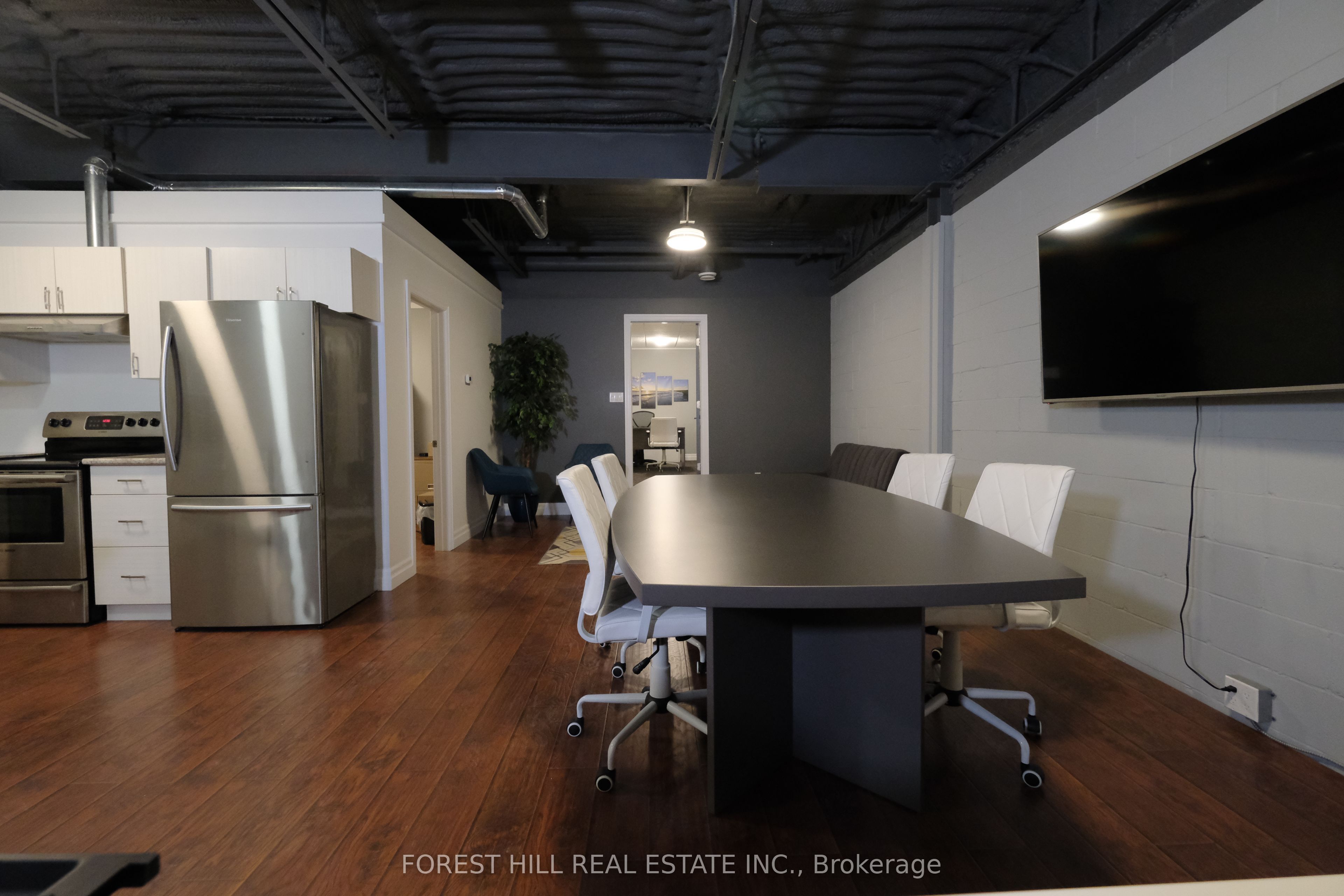 #5 - 1211 Gorham Street Property Photo 28