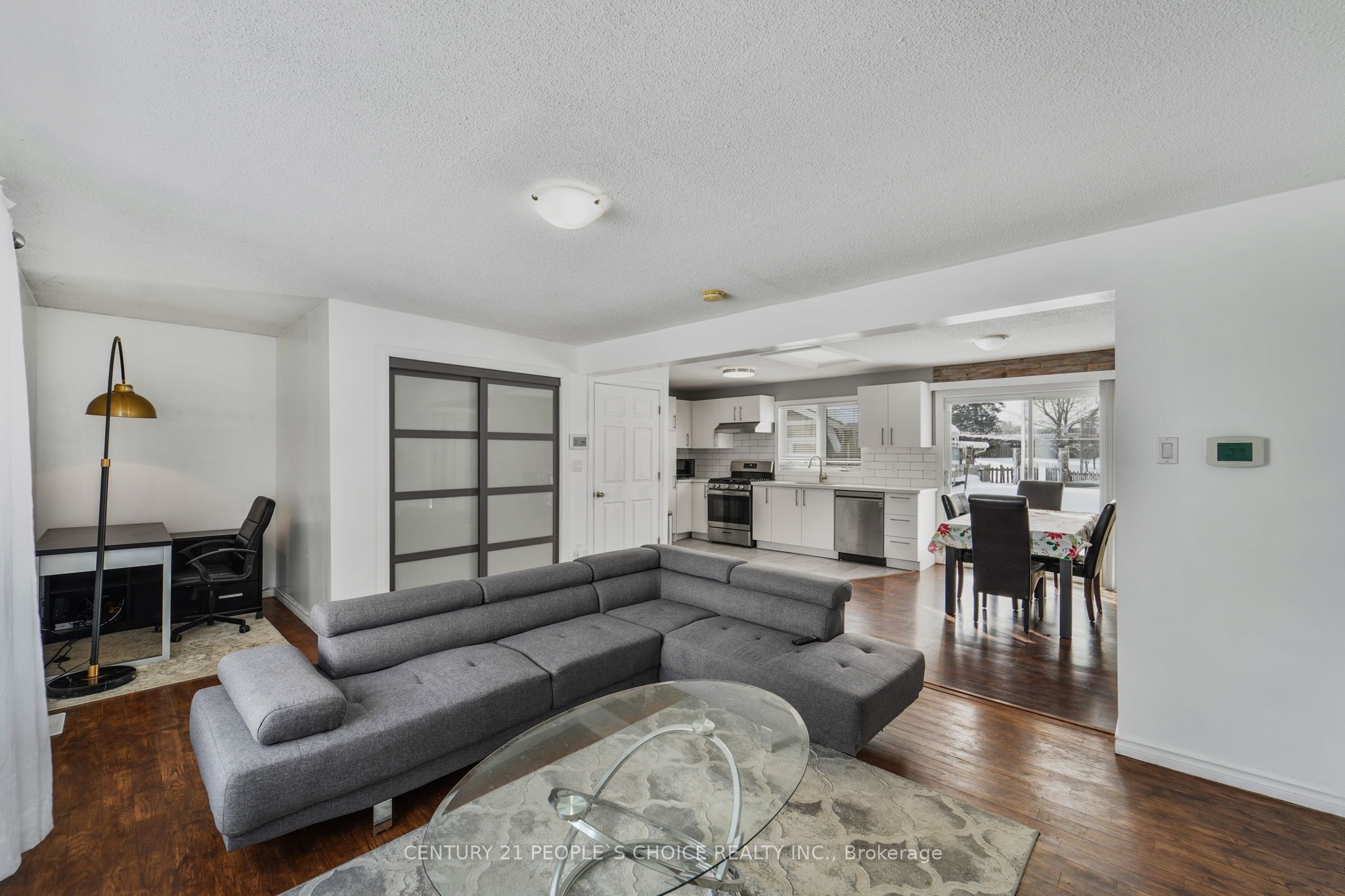 6950 Yonge Street Property Photo 4