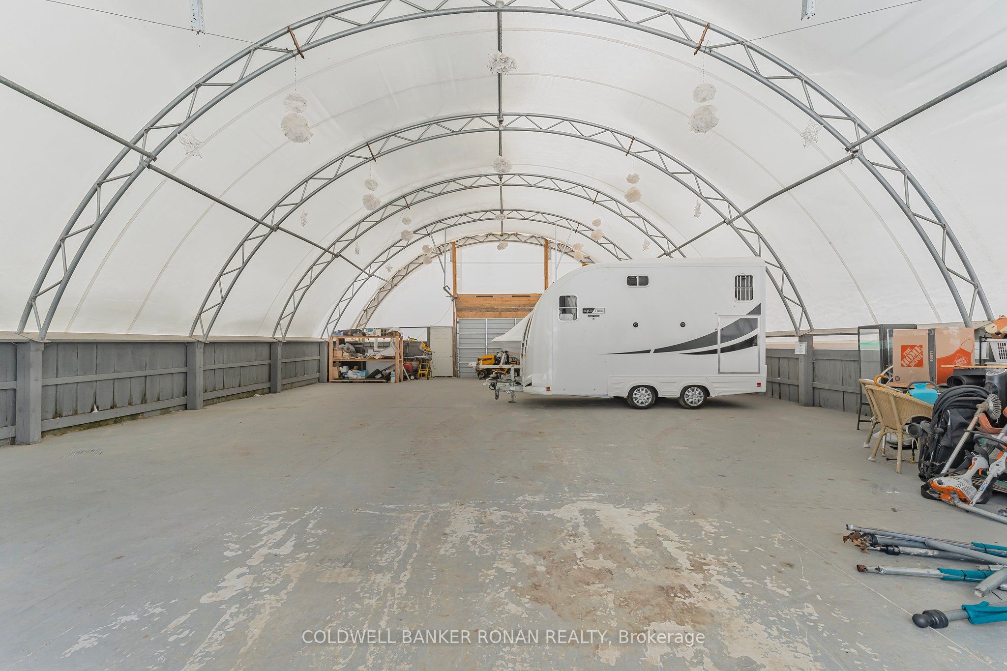 1382 10th Line Property Photo 37