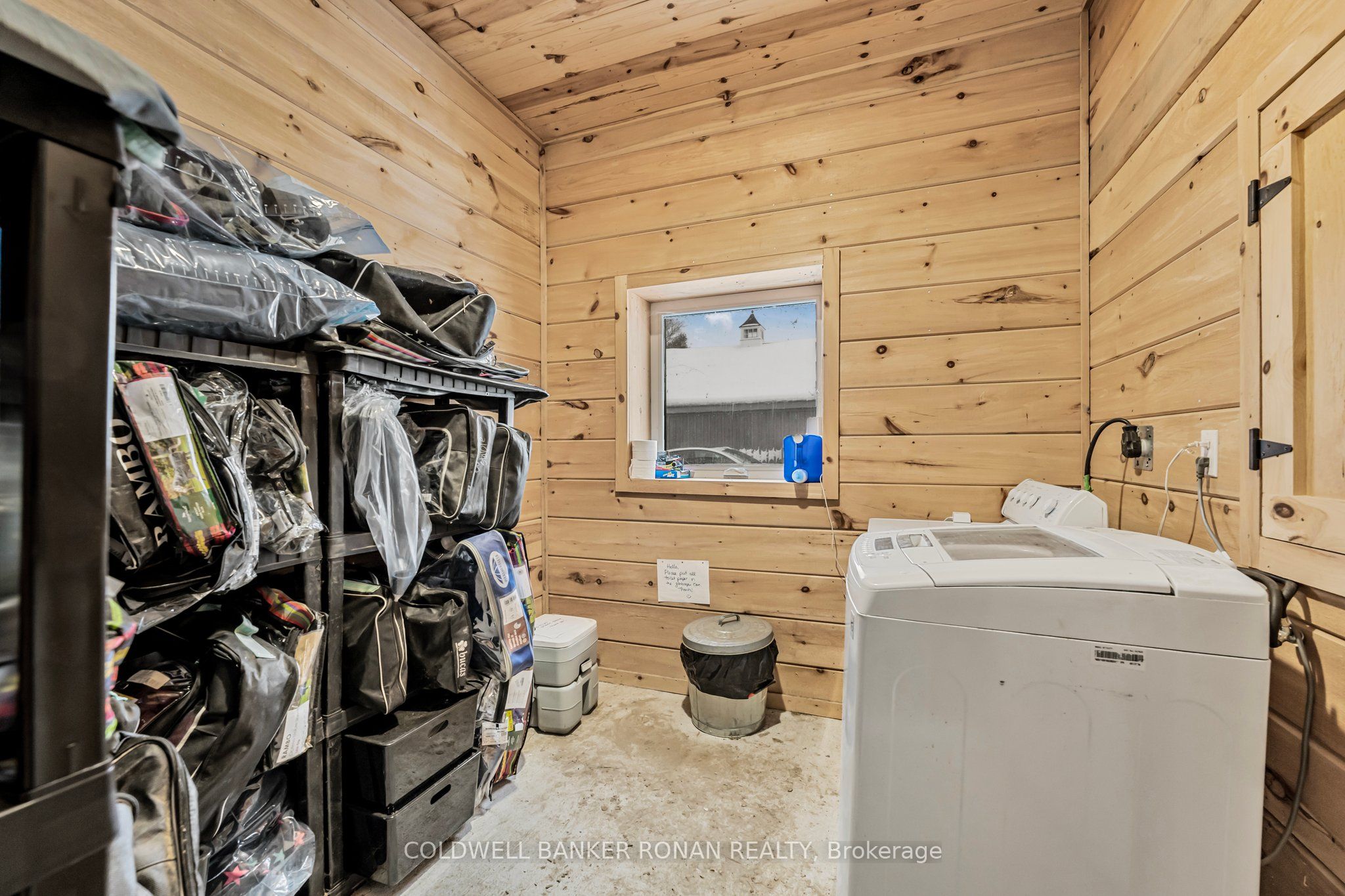 1382 10th Line Property Photo 41
