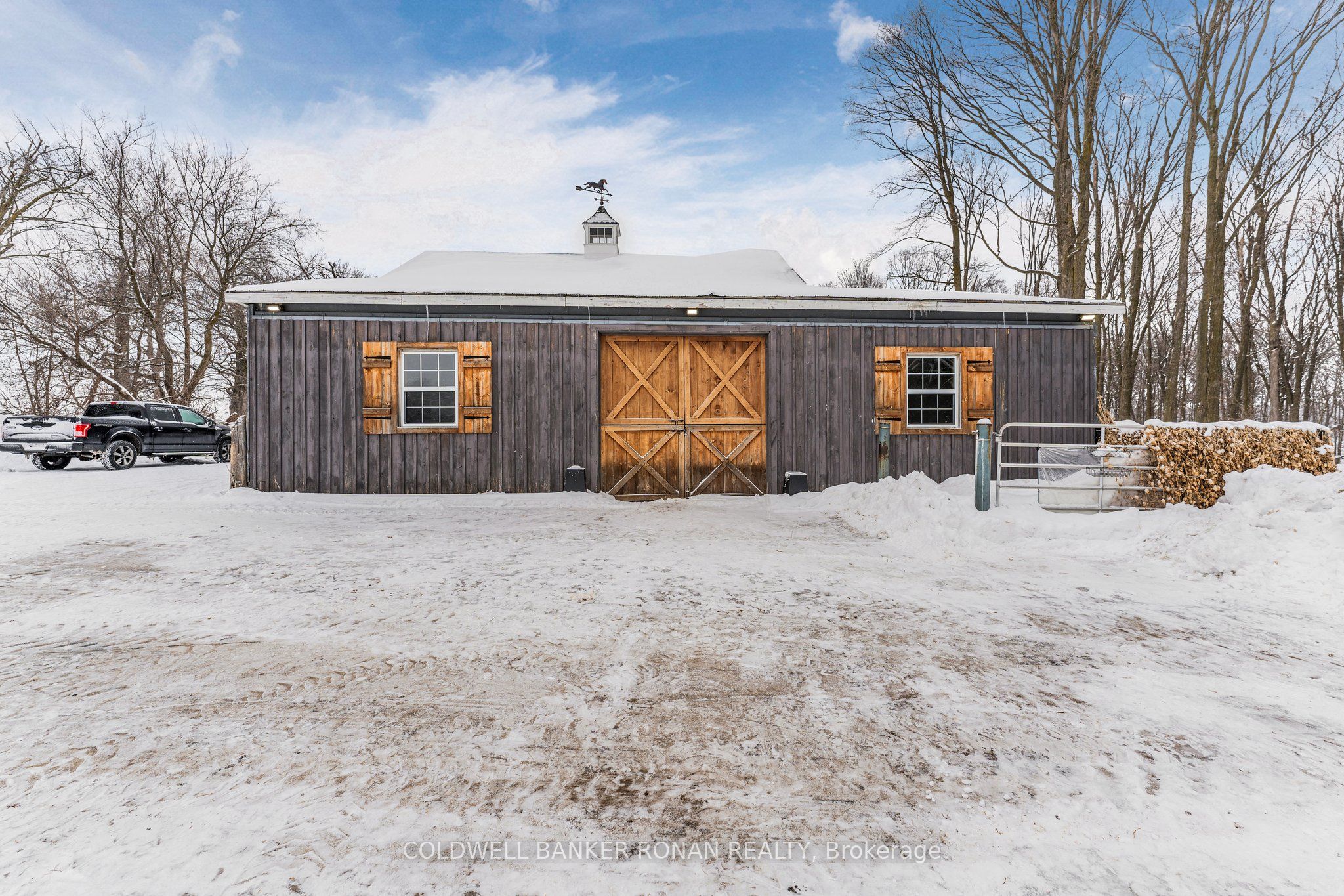 1382 10th Line Property Photo 46