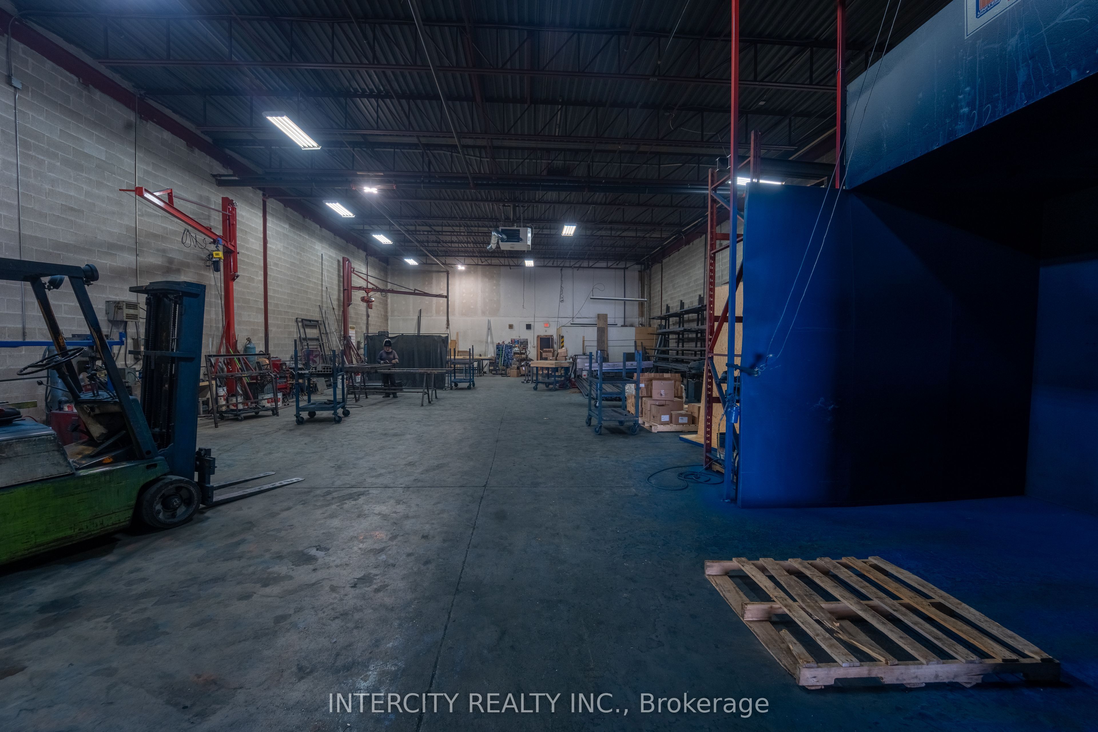 #2 - 750 Millway Avenue Property Photo 14