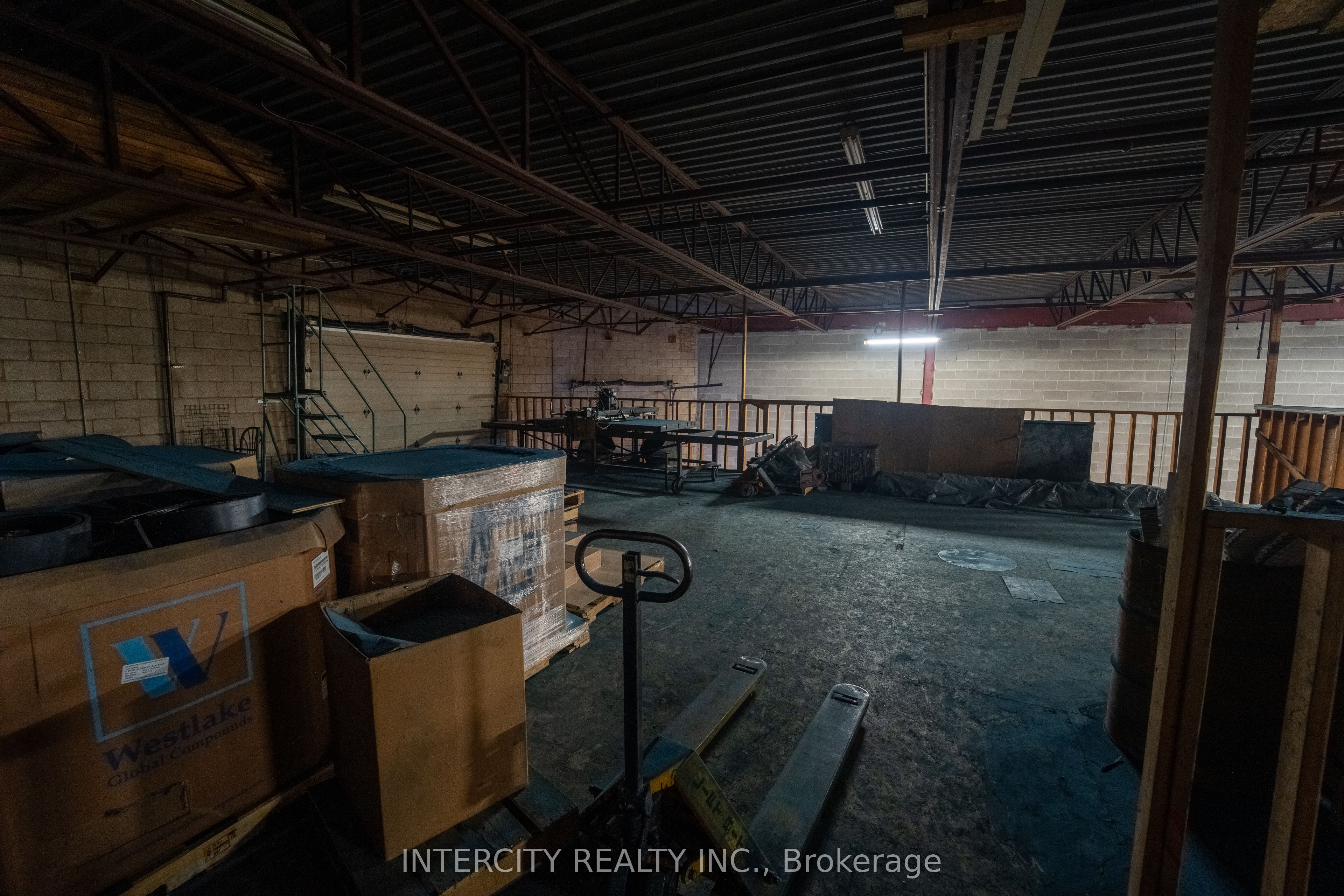 #2 - 750 Millway Avenue Property Photo 15