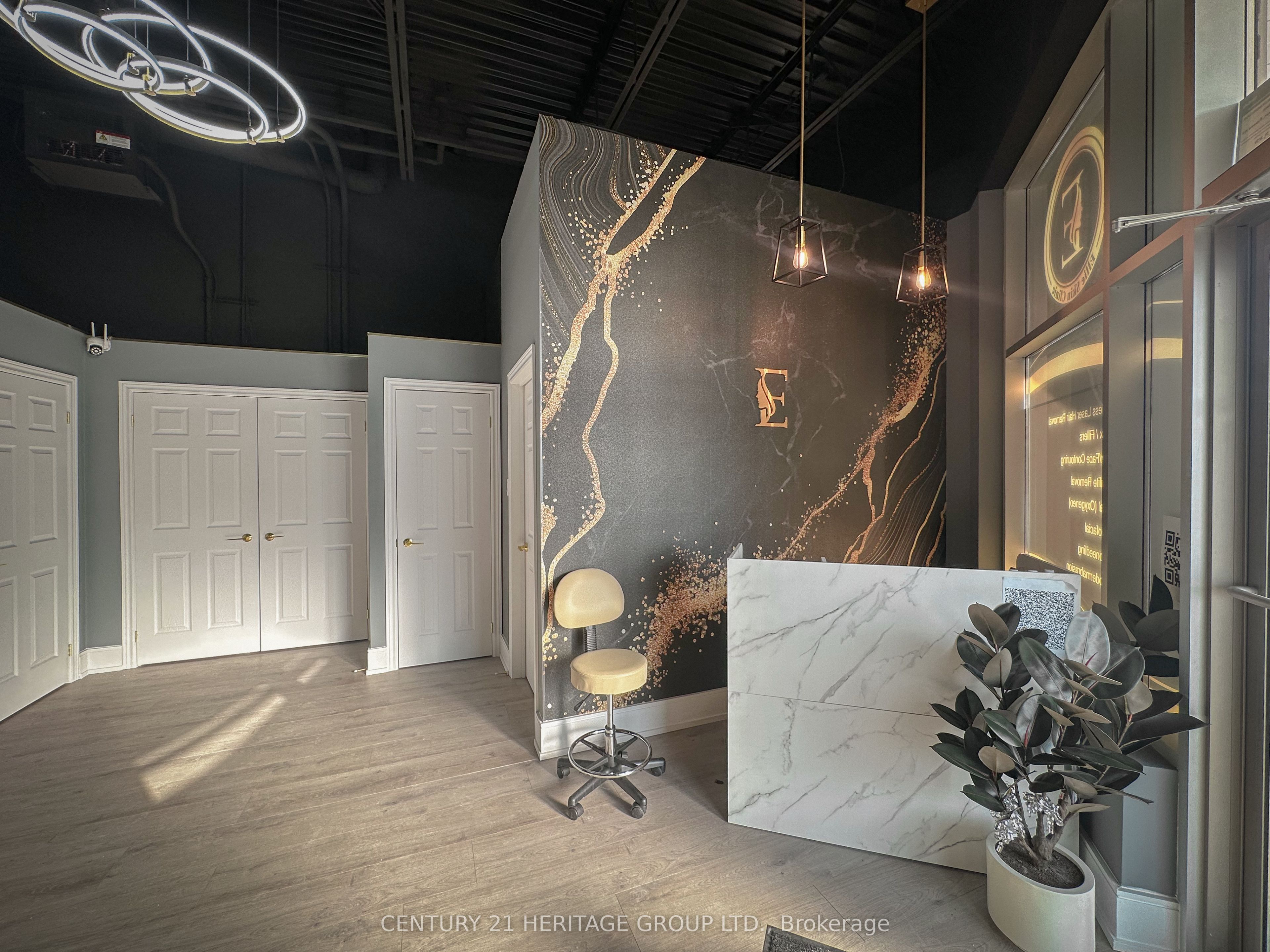 #8 - 11860 Yonge Street Property Photo 3