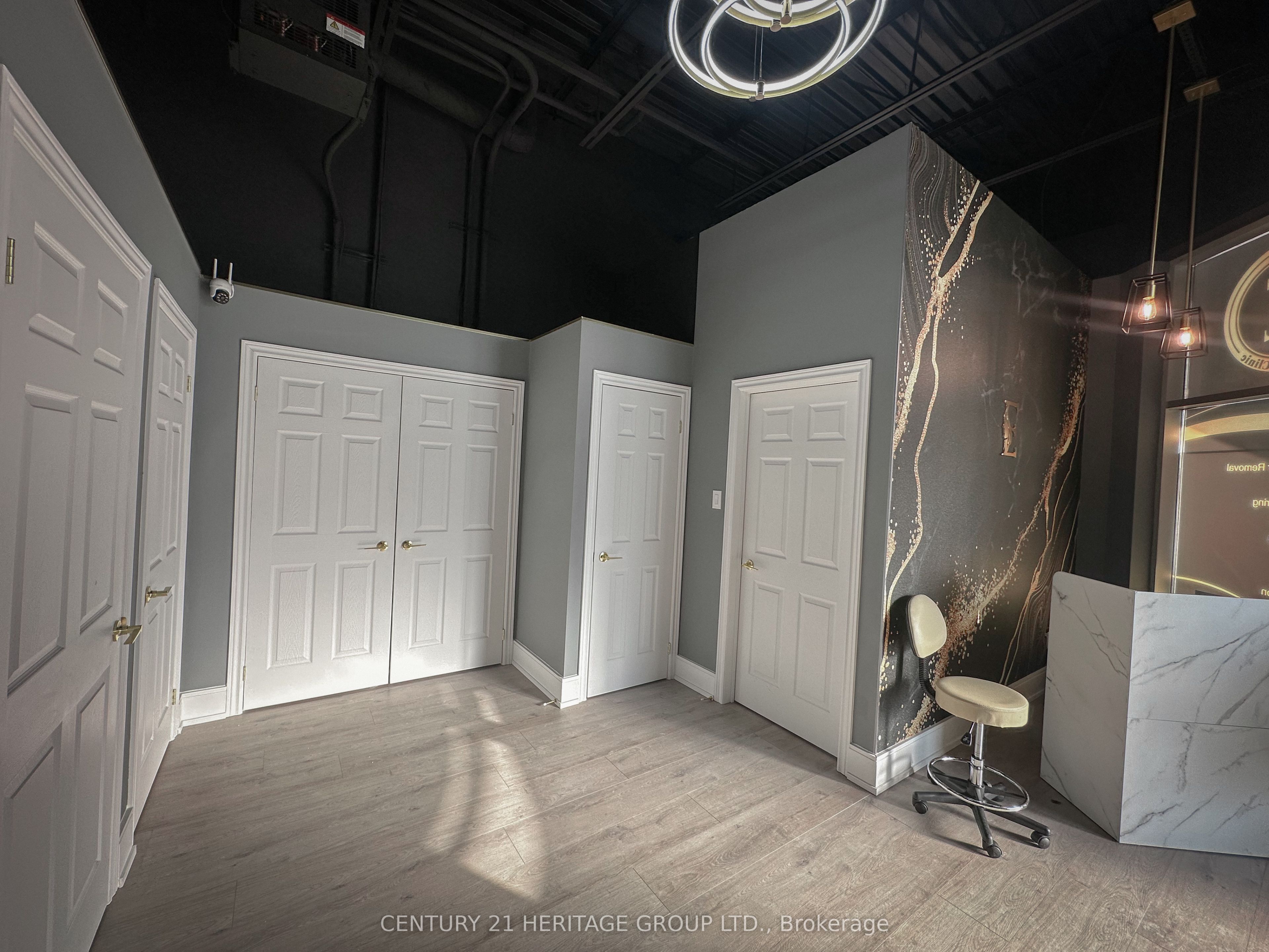 #8 - 11860 Yonge Street Property Photo 4