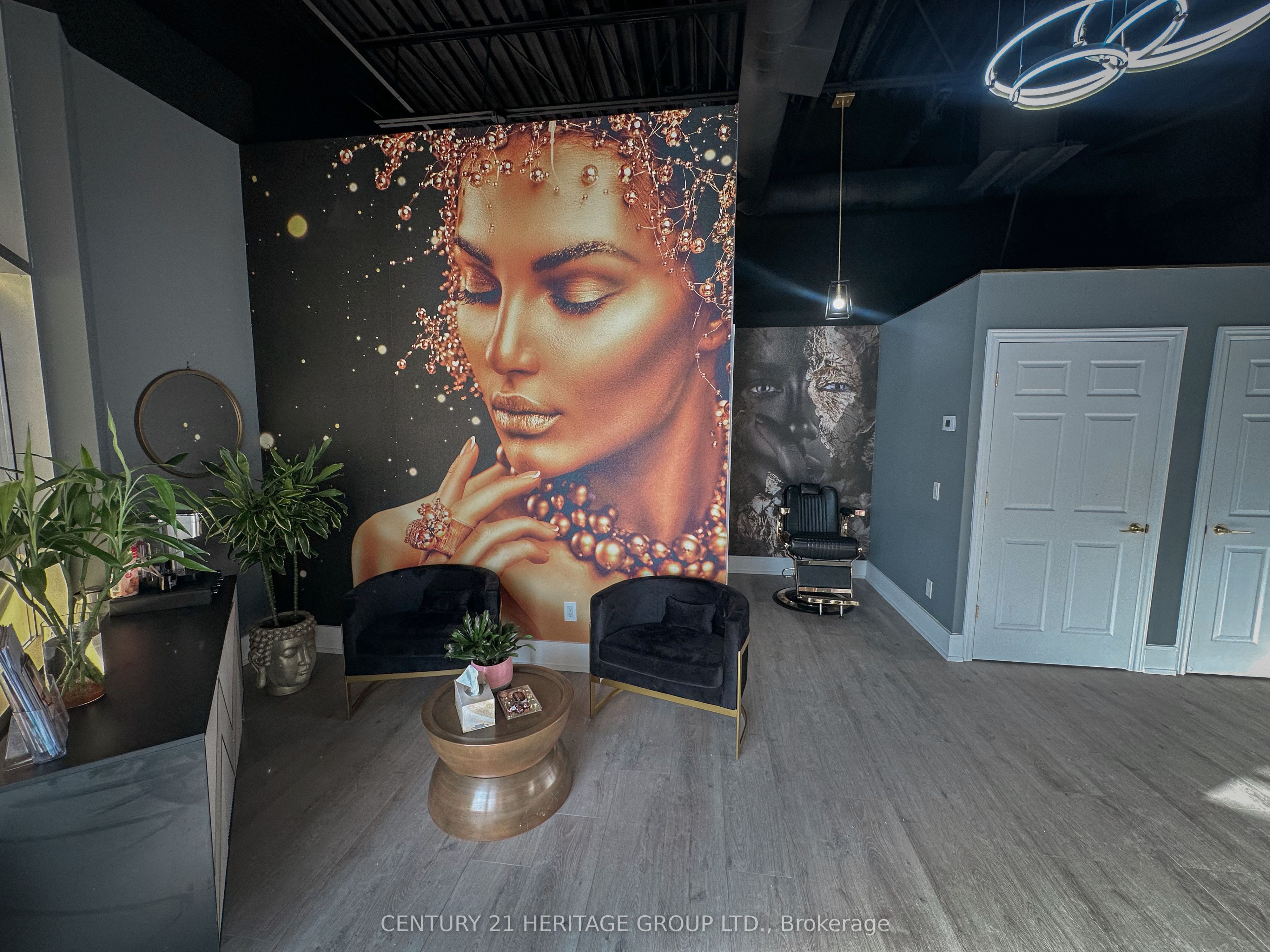 #8 - 11860 Yonge Street Property Photo 6