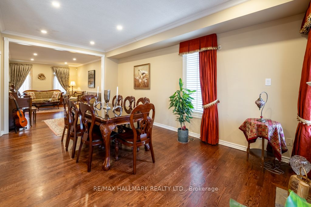 59 Oatlands Crescent Property Photo 10