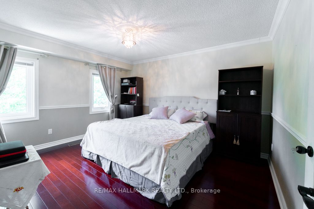 59 Oatlands Crescent Property Photo 15