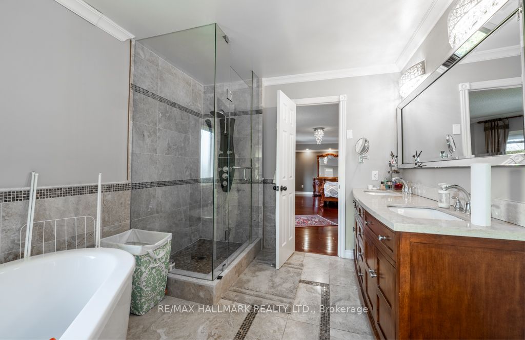 59 Oatlands Crescent Property Photo 16