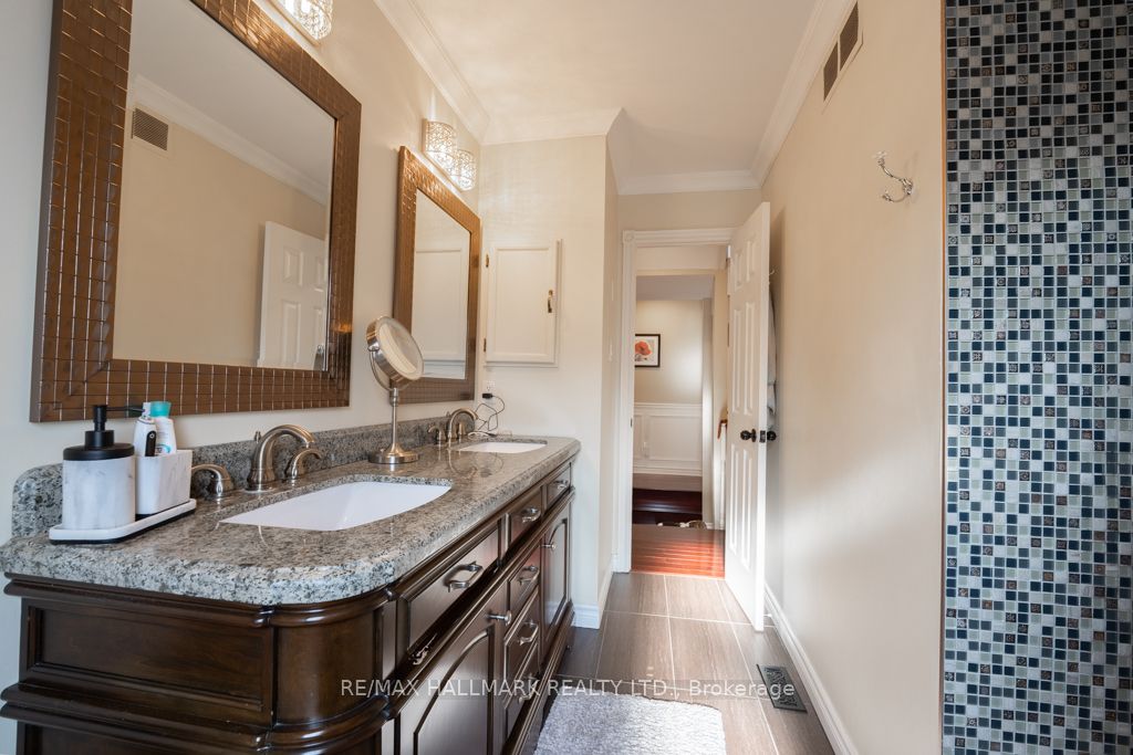59 Oatlands Crescent Property Photo 18