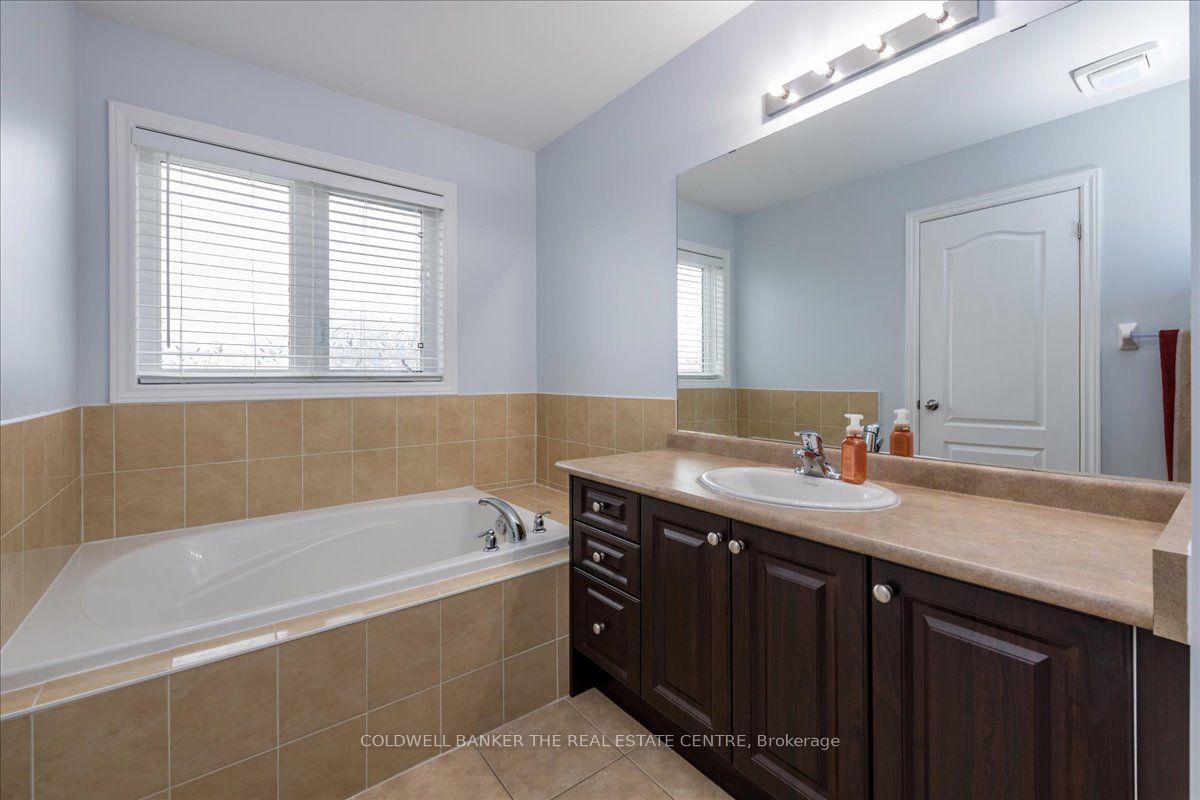 290 Greenwood Drive Property Photo 16