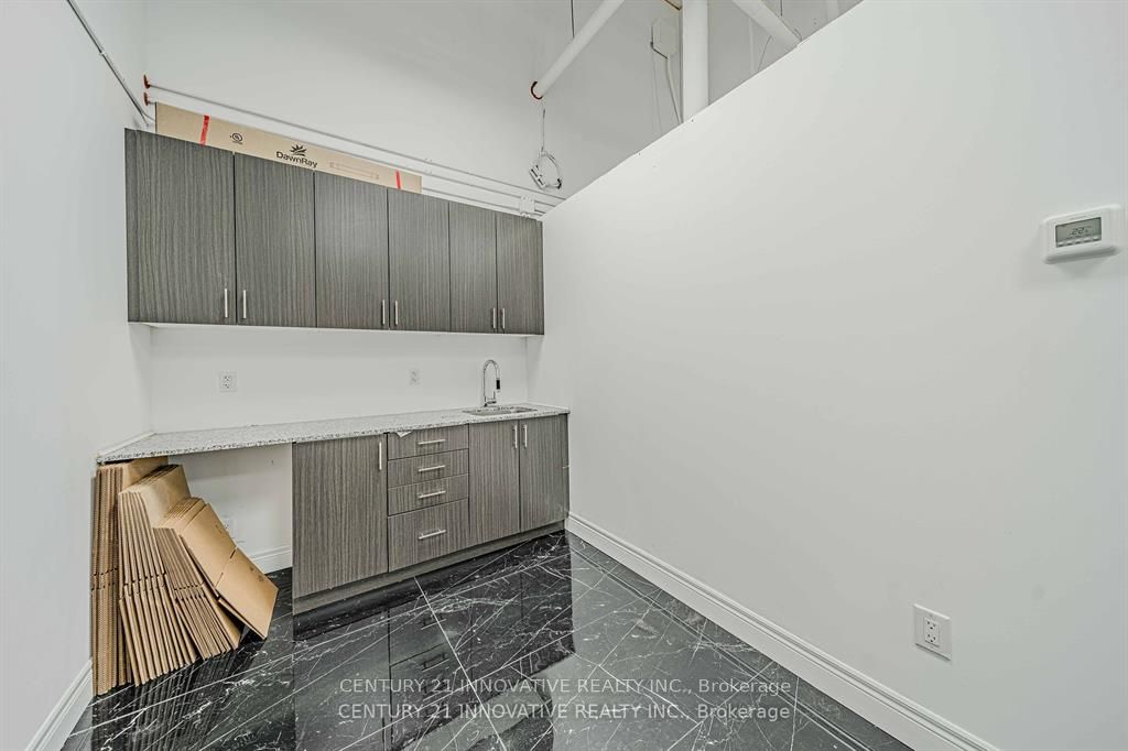 #134 - 7777 Weston Road Property Photo 16