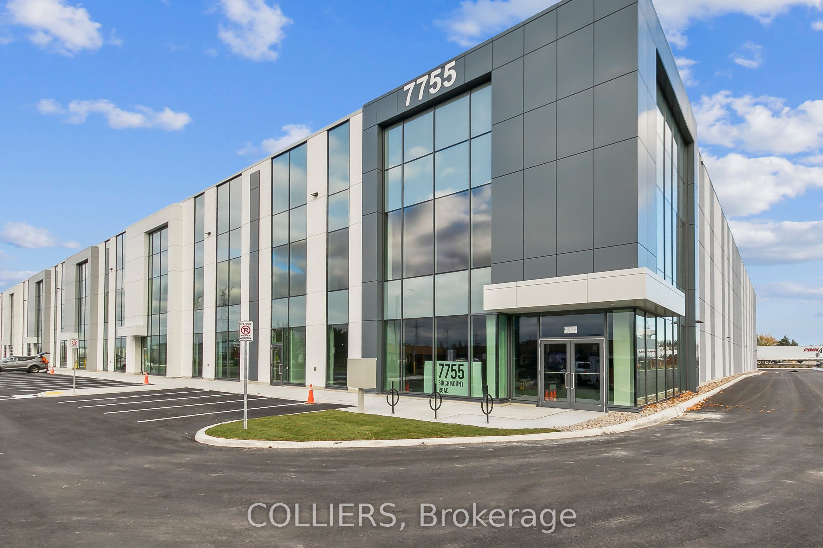 #102 - 7755 Birchmount Road Property Photo 5