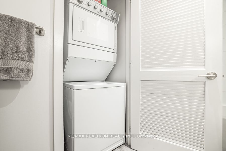 #a319 - 241 Sea Ray Avenue Property Photo 24