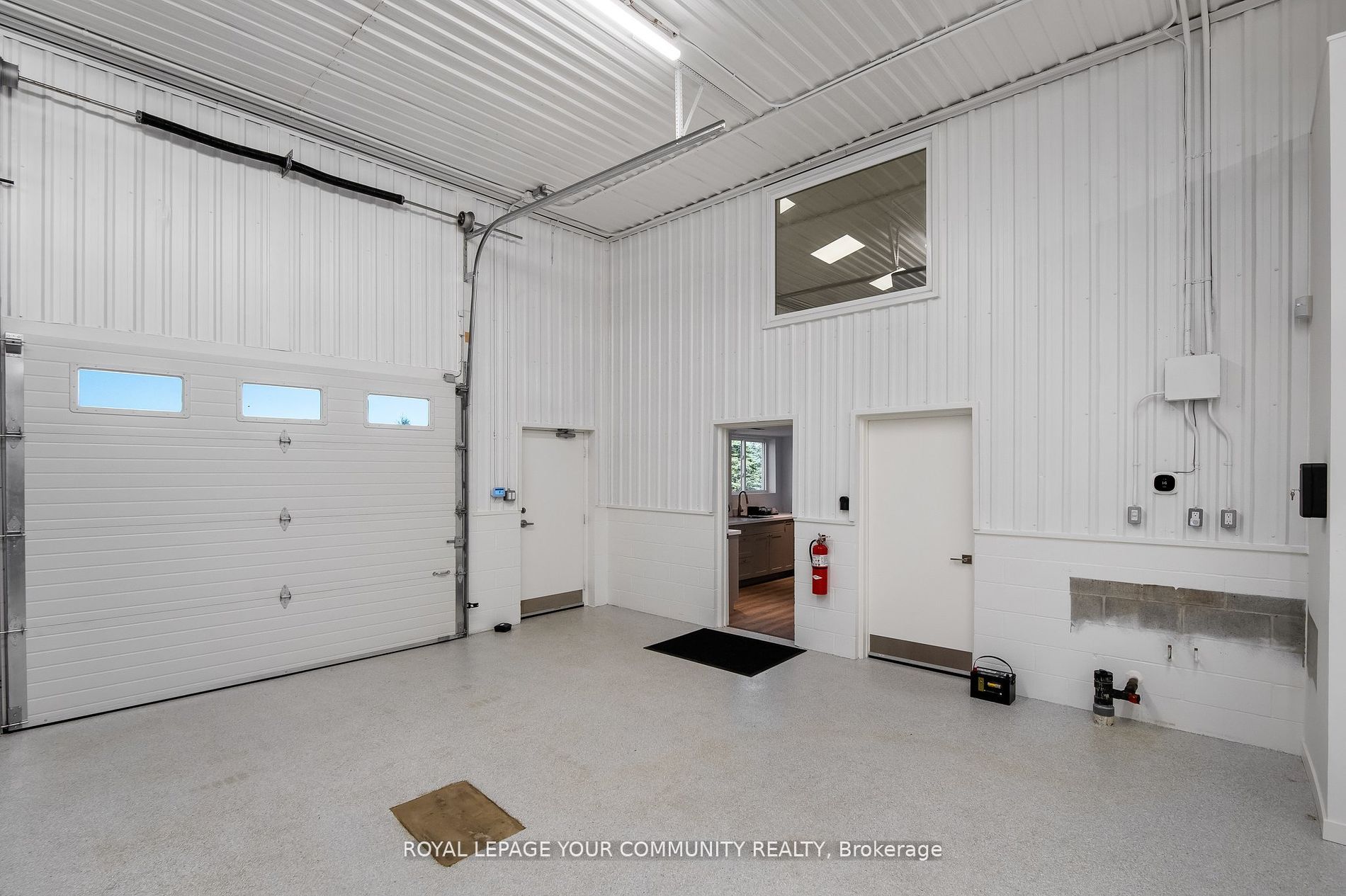 16155 Keele Street Property Photo 16