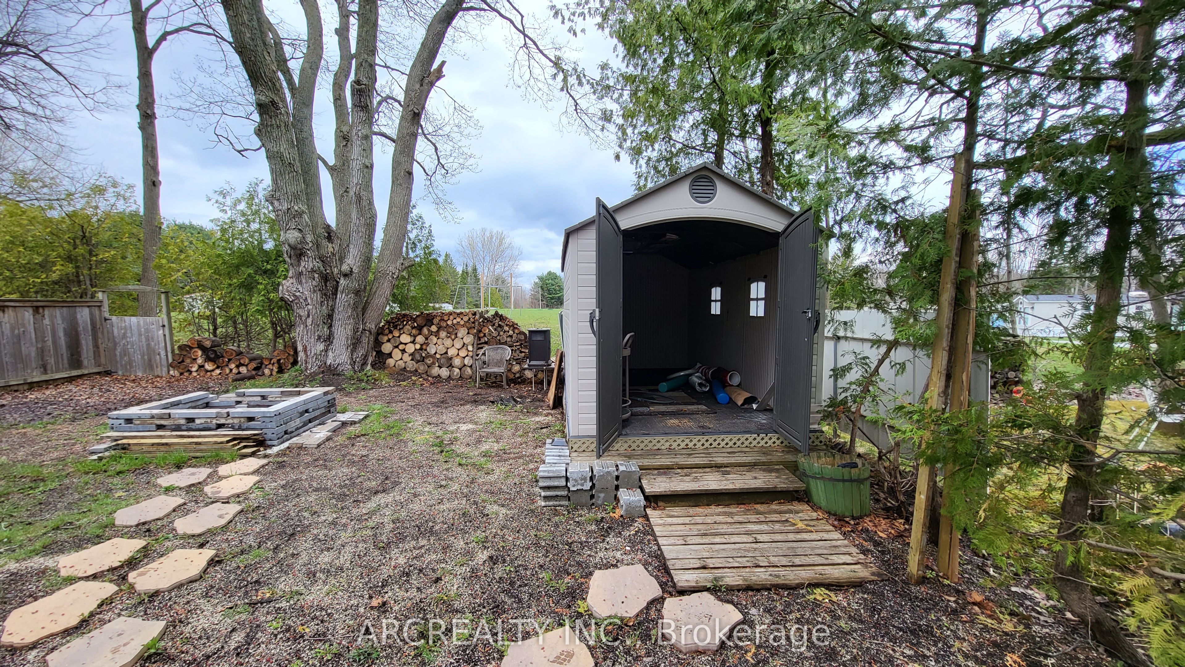 13 Bluebird Lane Property Photo 11