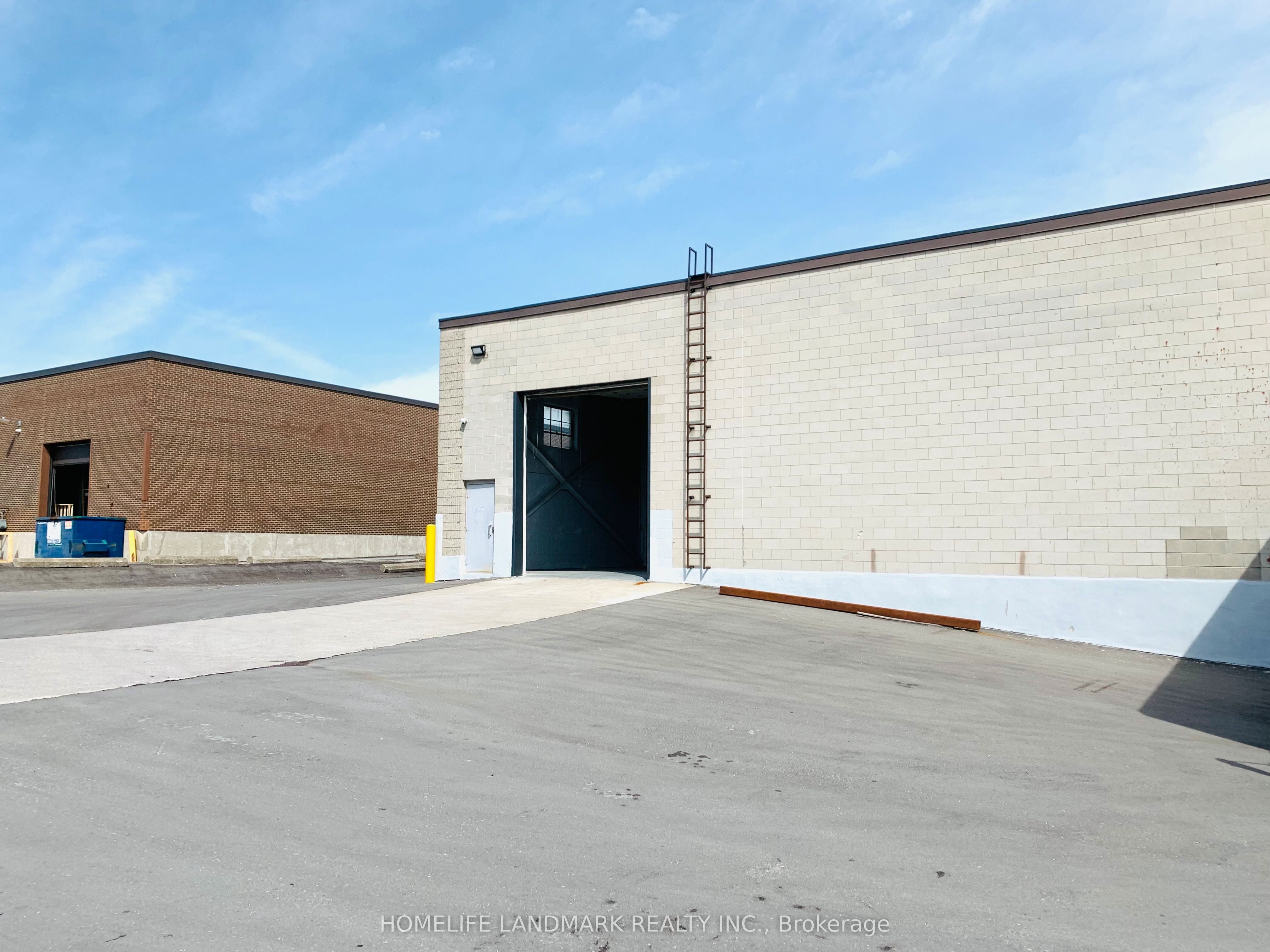 #part 3 - 435 Steelcase Road Property Photo 5