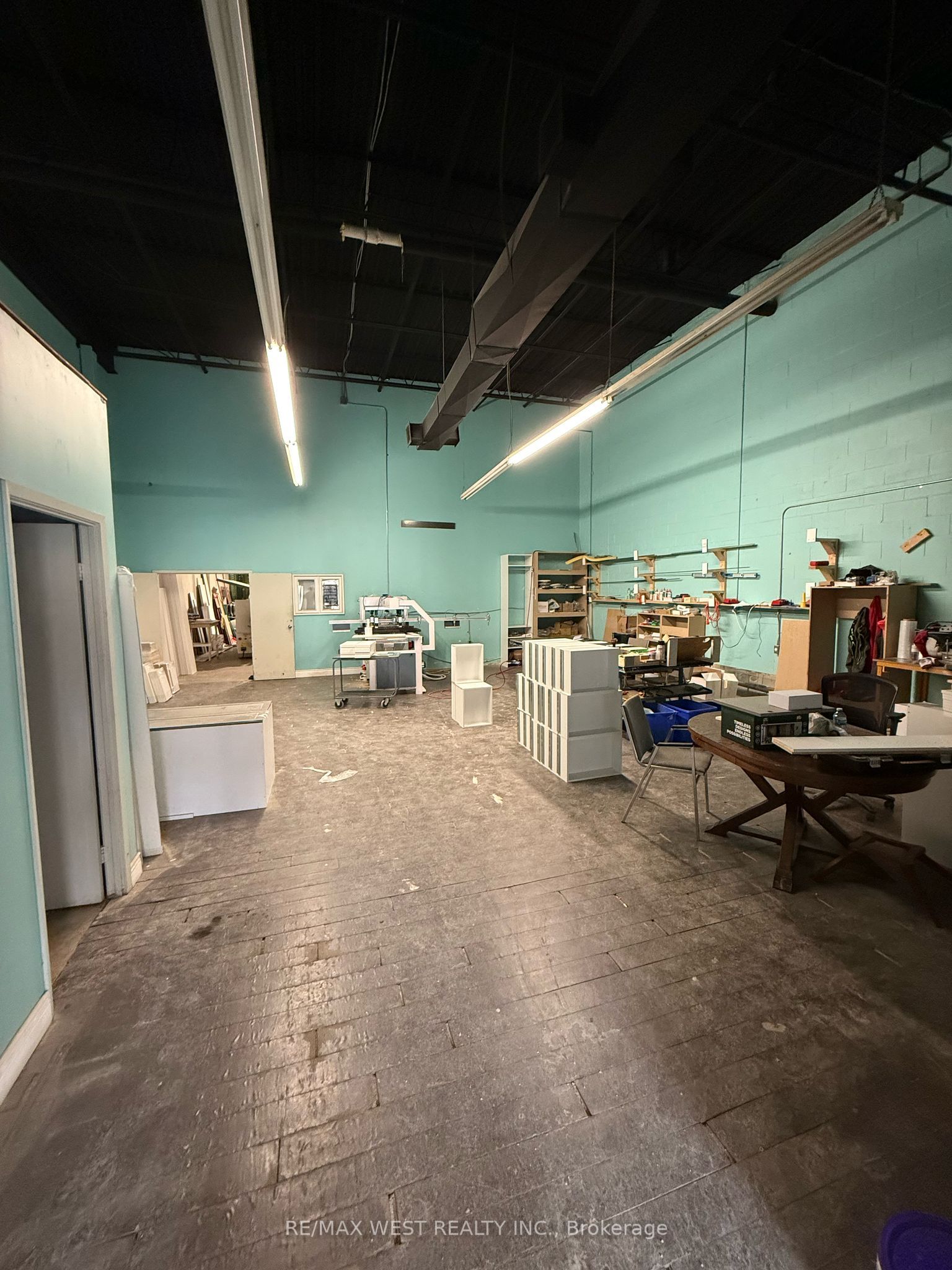 #26 - 180 Trowers Road Property Photo 2