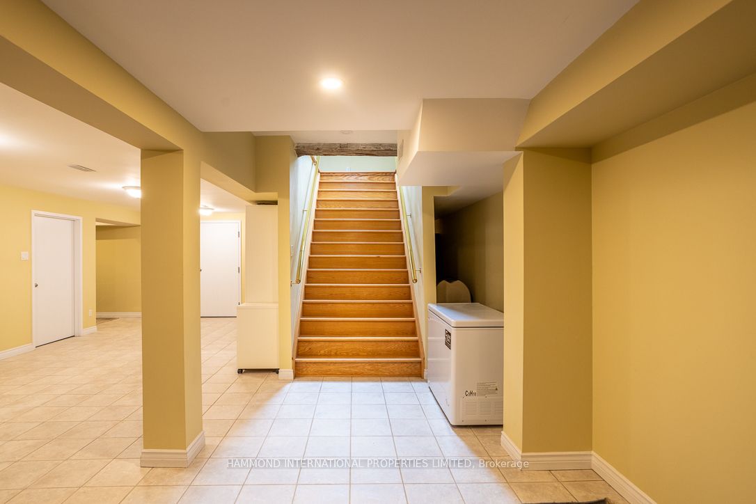 7788 Yonge Street Property Photo 17