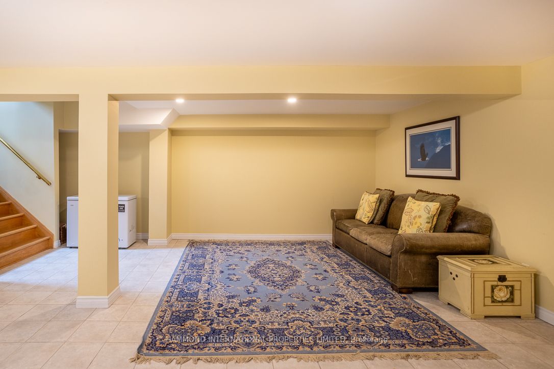 7788 Yonge Street Property Photo 18