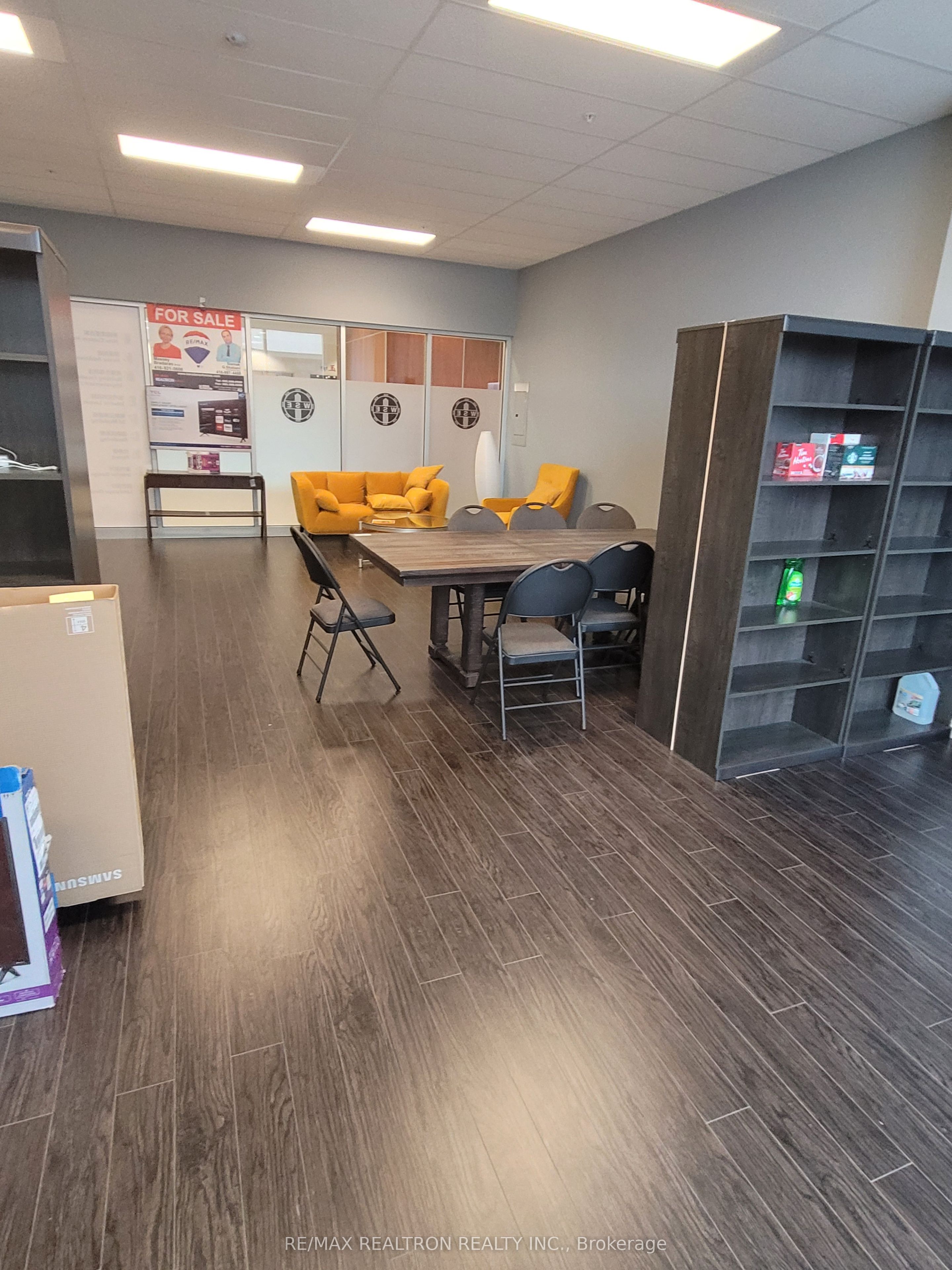 #289 - 7163 Yonge Street Property Photo 6