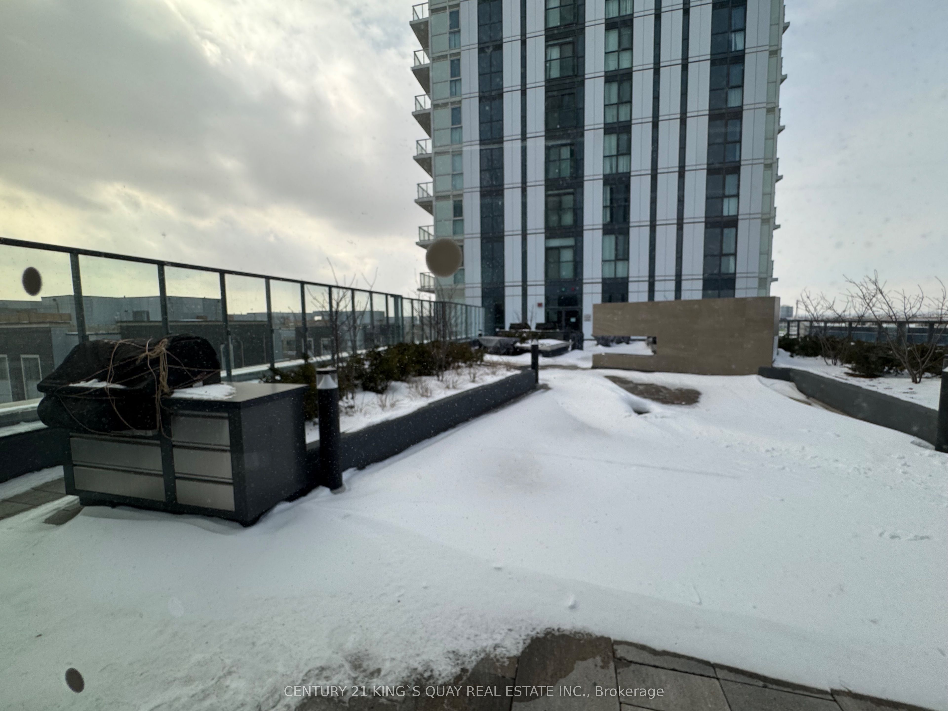 #1609 - 38 Honeycrisp Crescent Property Photo 21