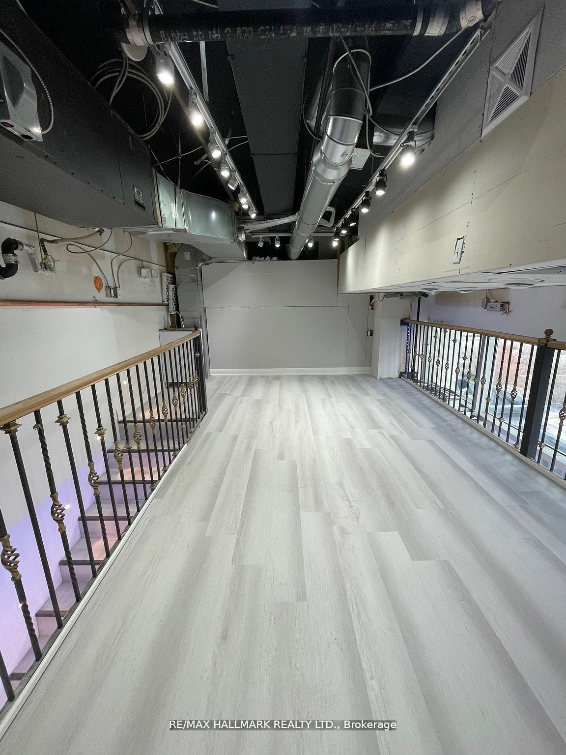 #103 - 7191 Yonge Street Property Photo 5