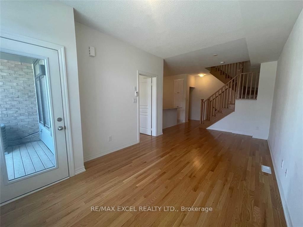 29 Vantage Loop Property Photo 7