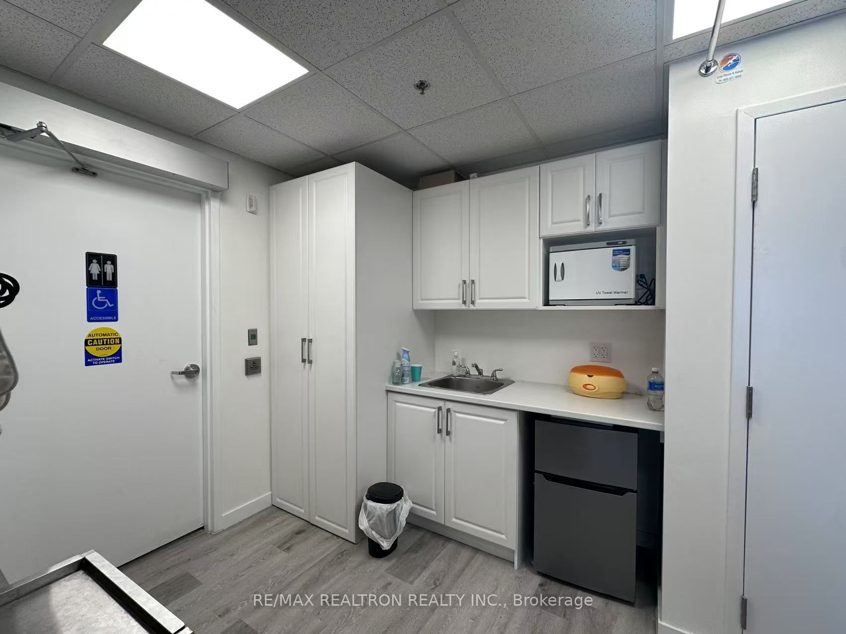 #13 - 3362 Bur Oak Avenue Property Photo 21