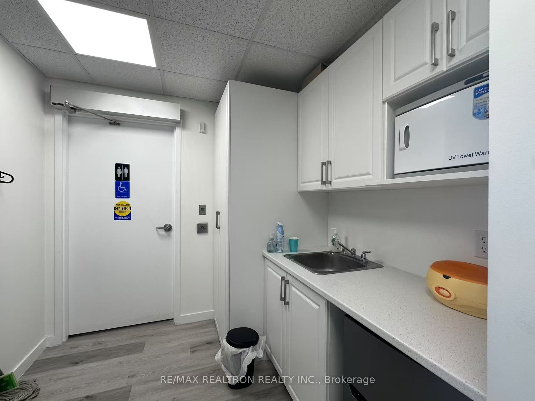#13 - 3362 Bur Oak Avenue Property Photo 22