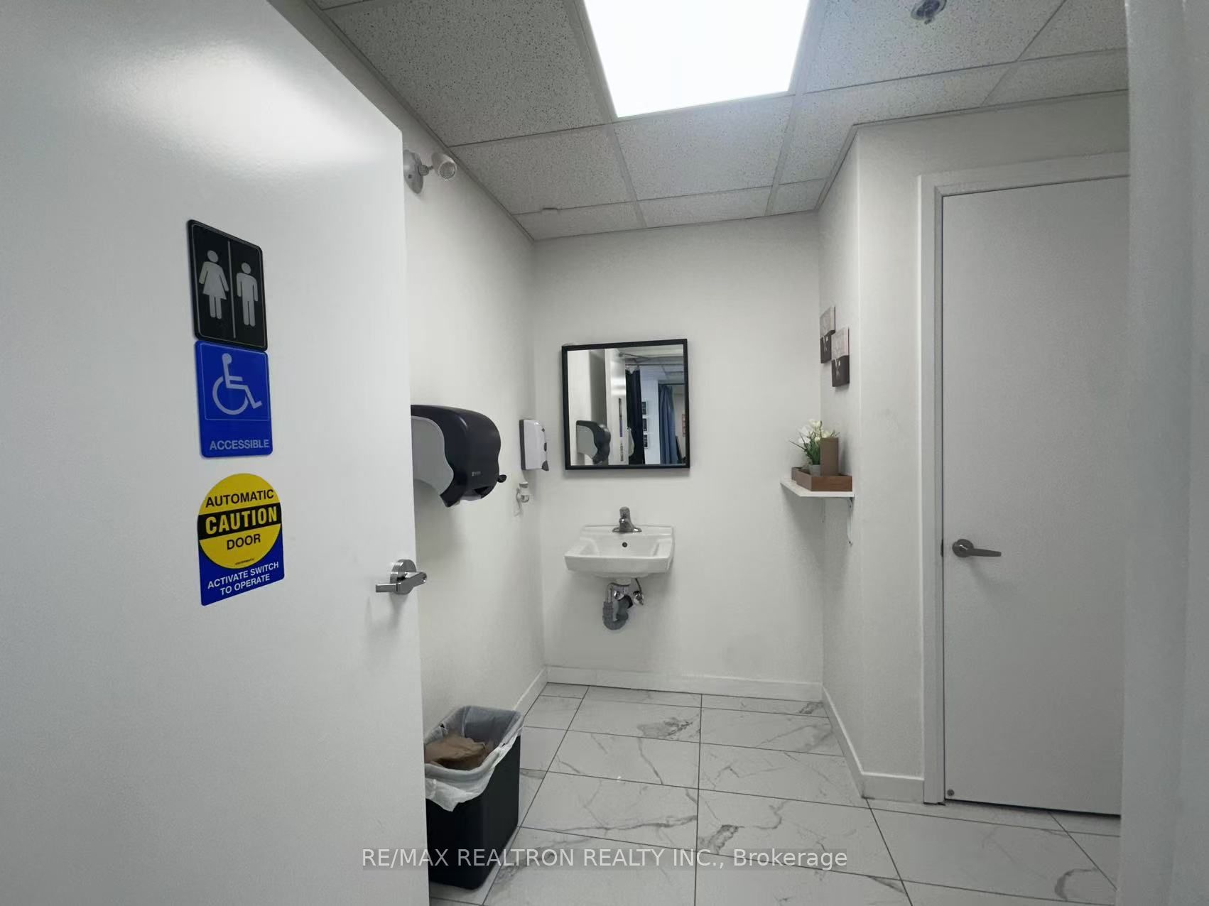 #13 - 3362 Bur Oak Avenue Property Photo 25