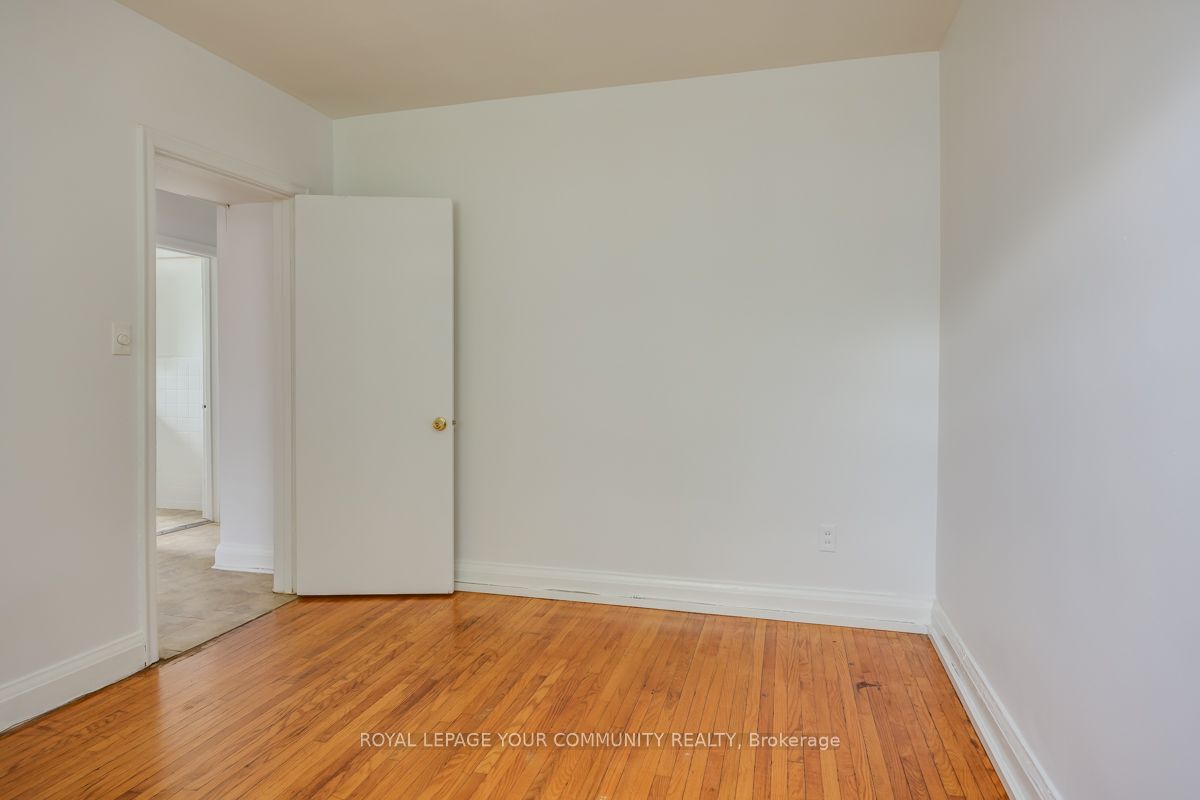 #main Floor - 125 Major Mackenzie Drive Property Photo 17