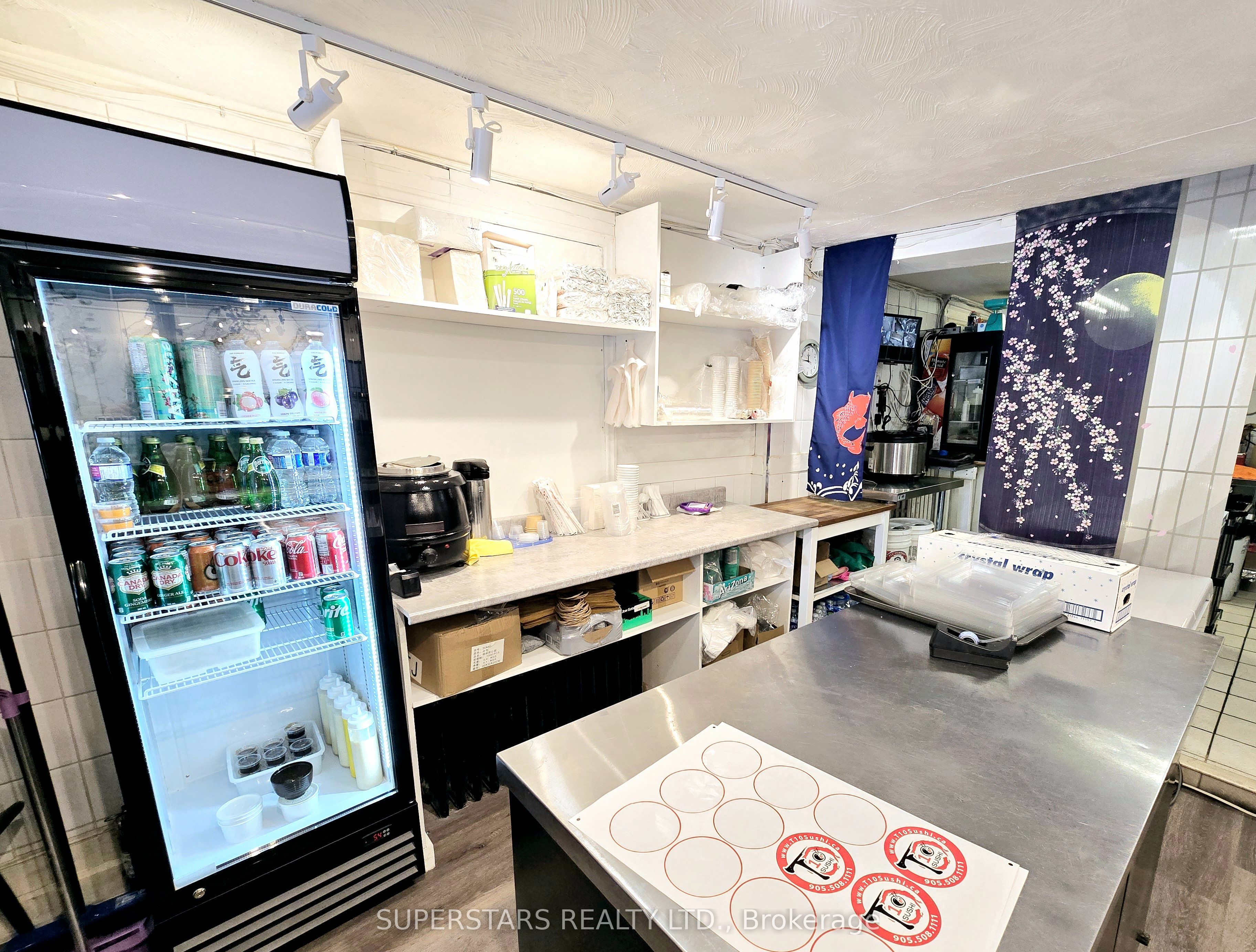 #main - 10231 Yonge Street Property Photo 13