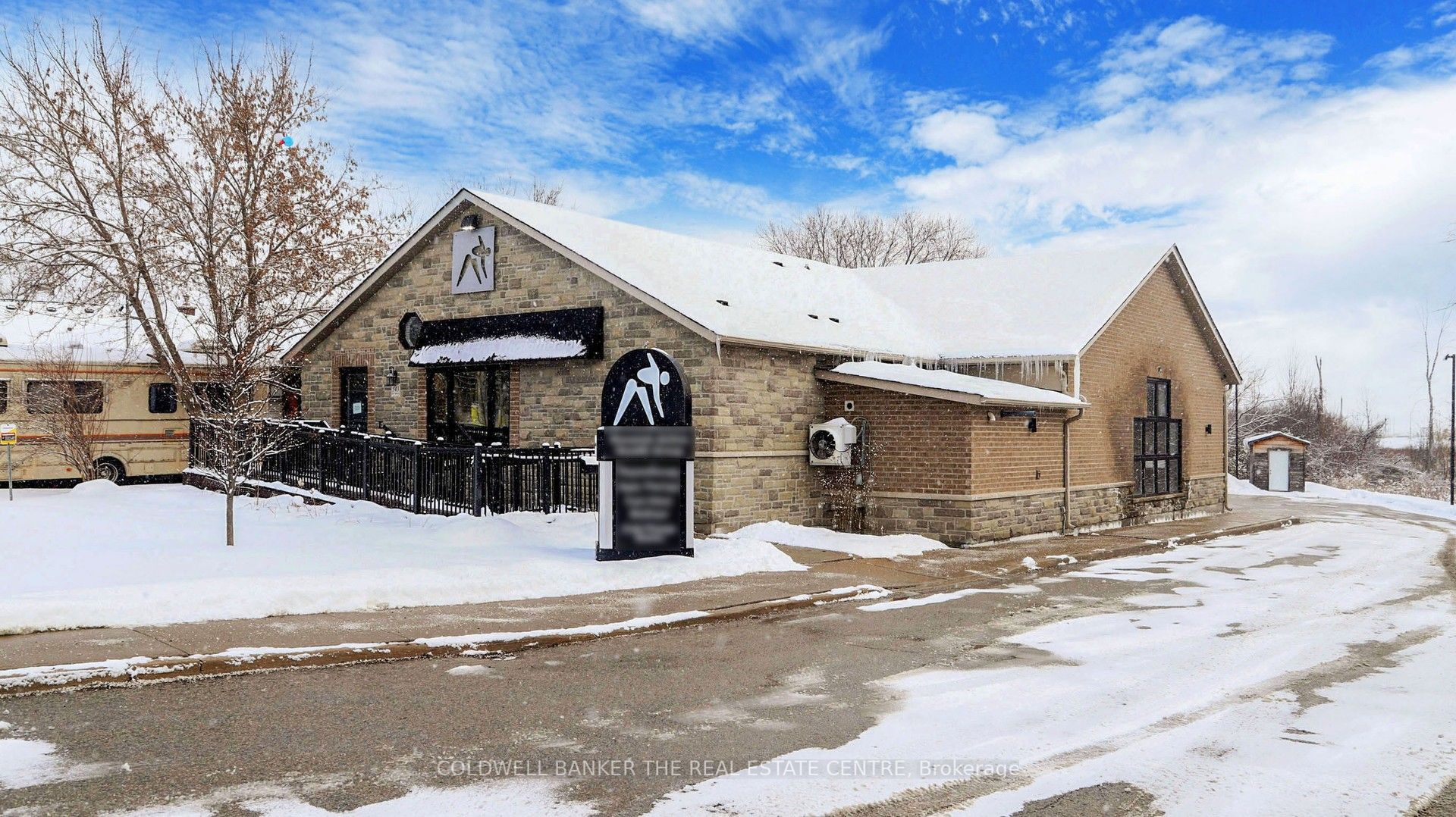 543 The Queensway Property Photo 30