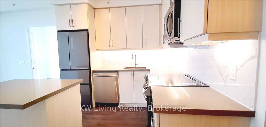 #1803 - 75 Oneida Crescent Property Photo 8