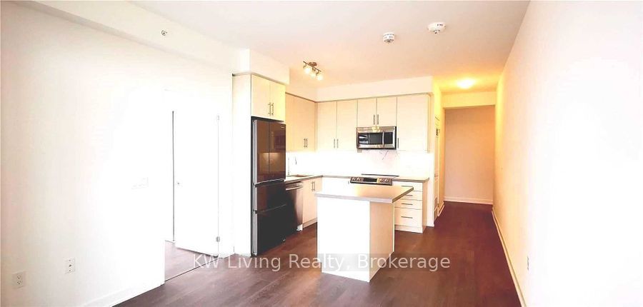 #1803 - 75 Oneida Crescent Property Photo 9