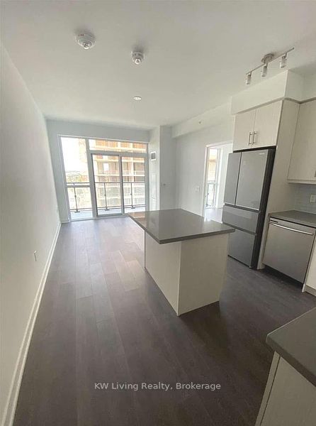 #1803 - 75 Oneida Crescent Property Photo 10