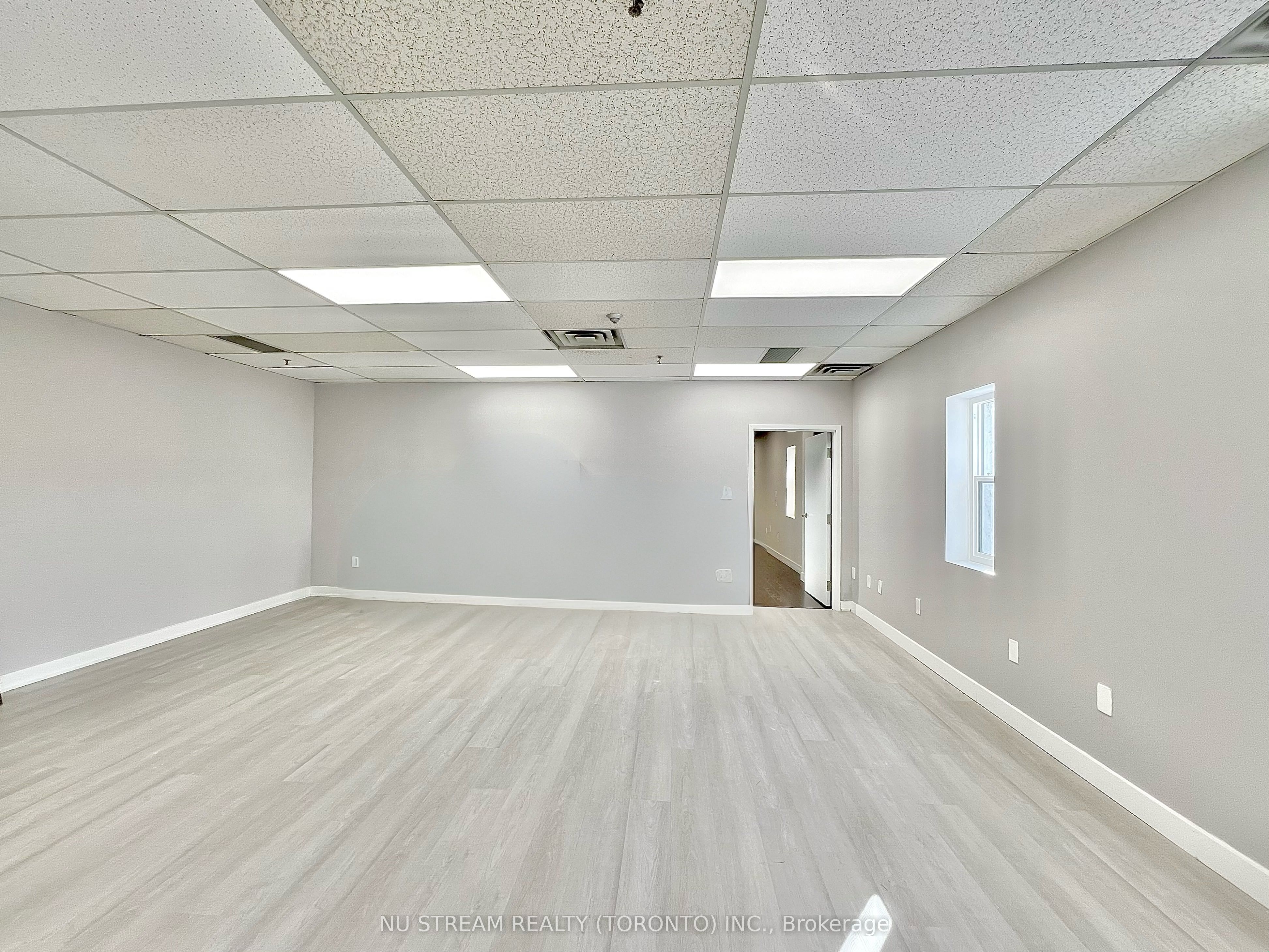 #101 - 2770 14th Avenue Property Photo 9