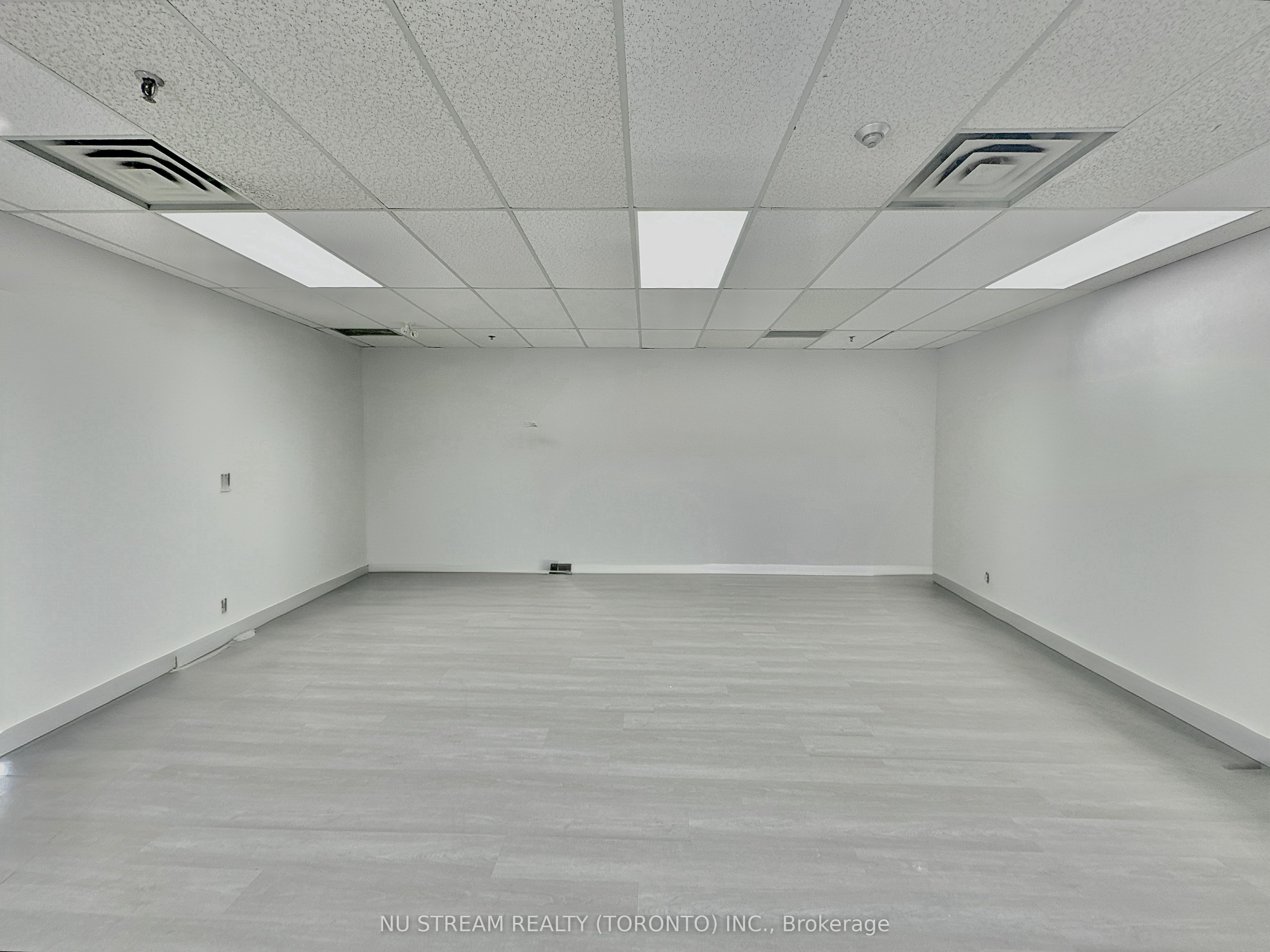 #101 - 2770 14th Avenue Property Photo 11