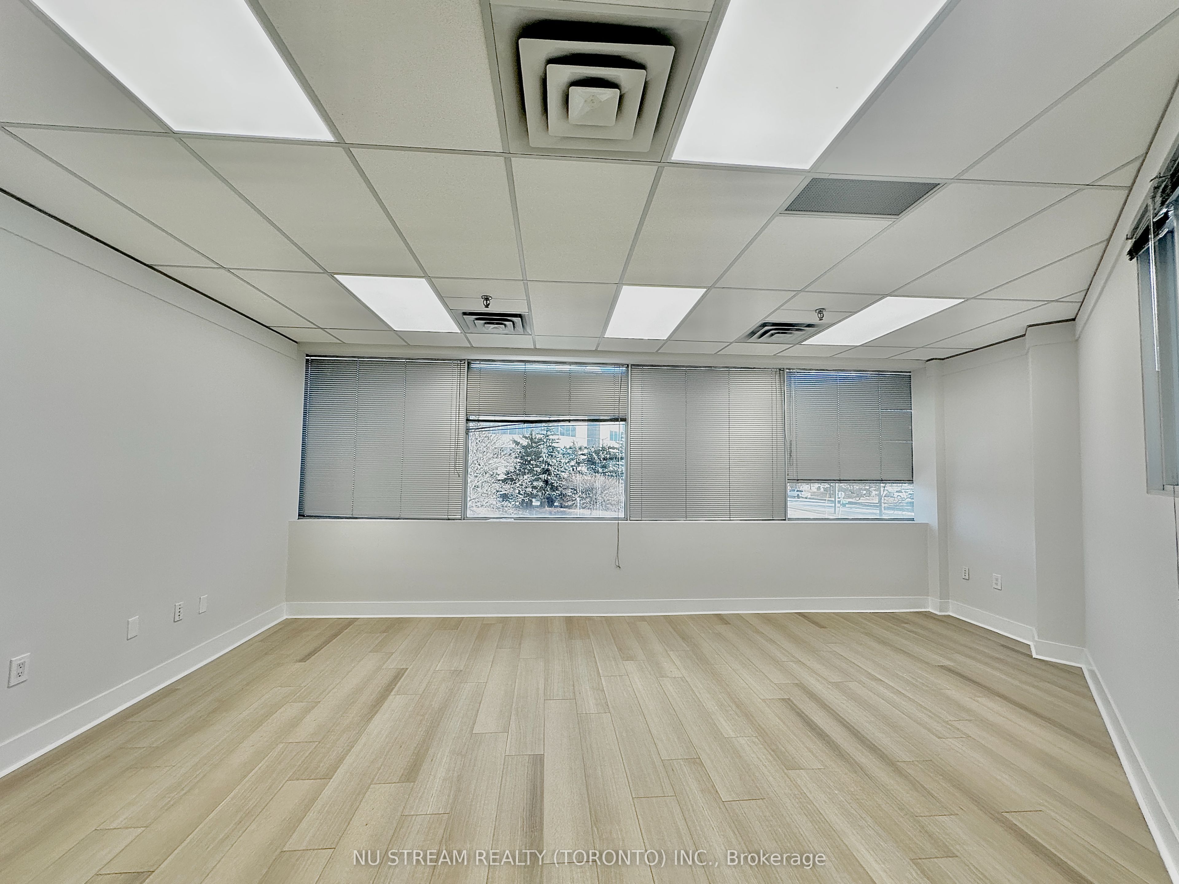 #204 - 2770 14th Avenue Property Photo 16