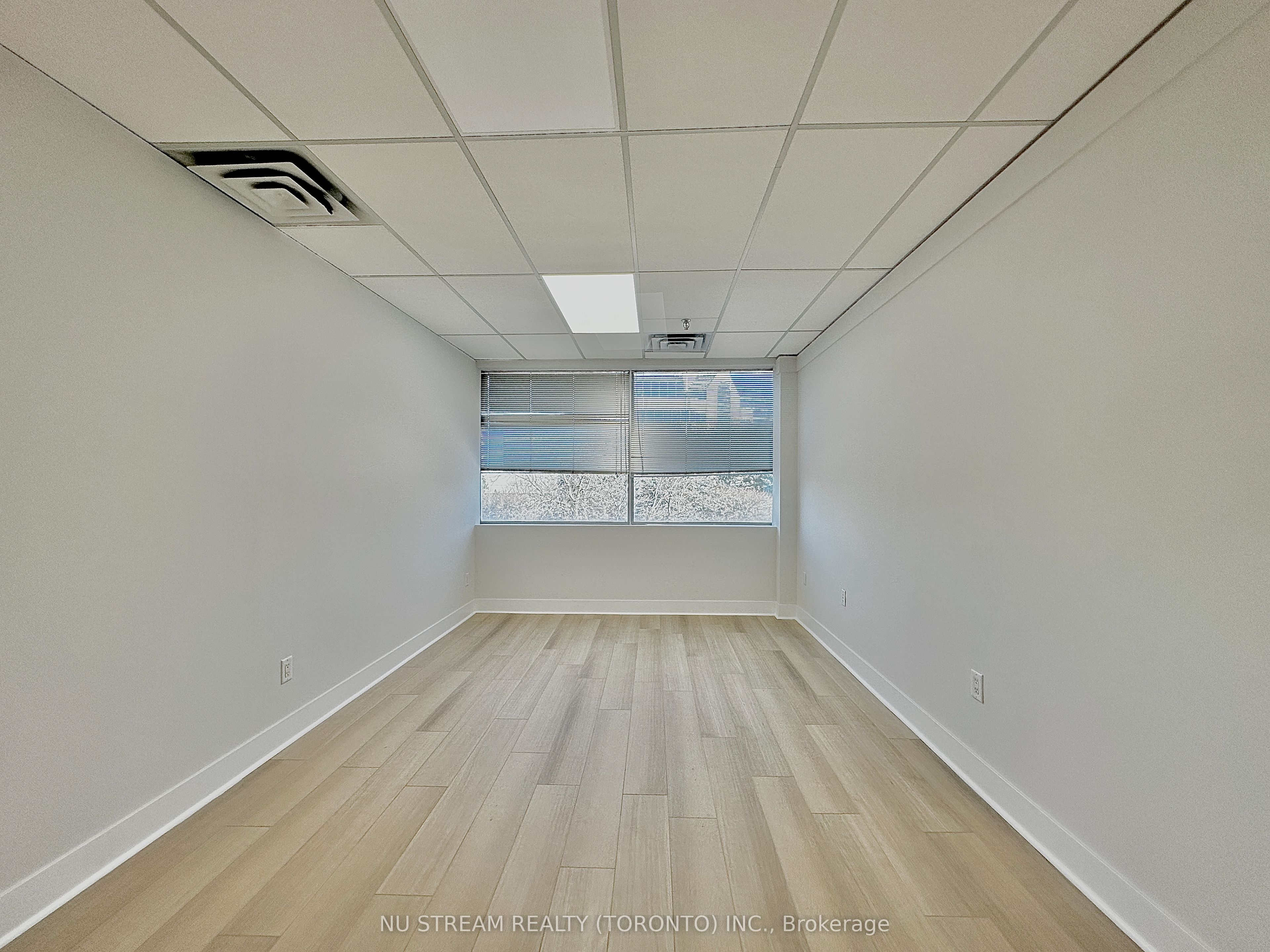 #204 - 2770 14th Avenue Property Photo 19