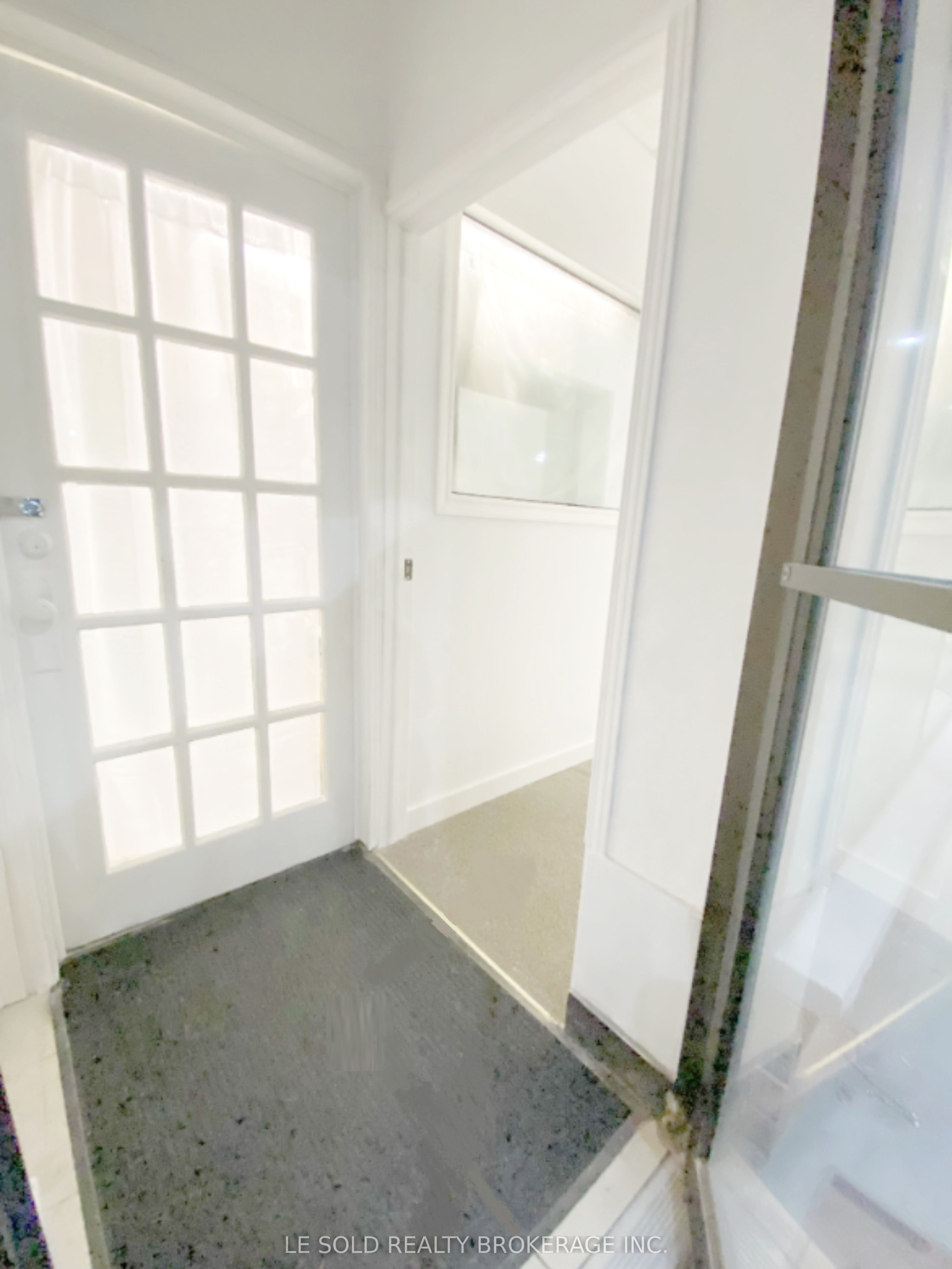 #1st Floor - 117 Ringwood Drive Property Photo 3
