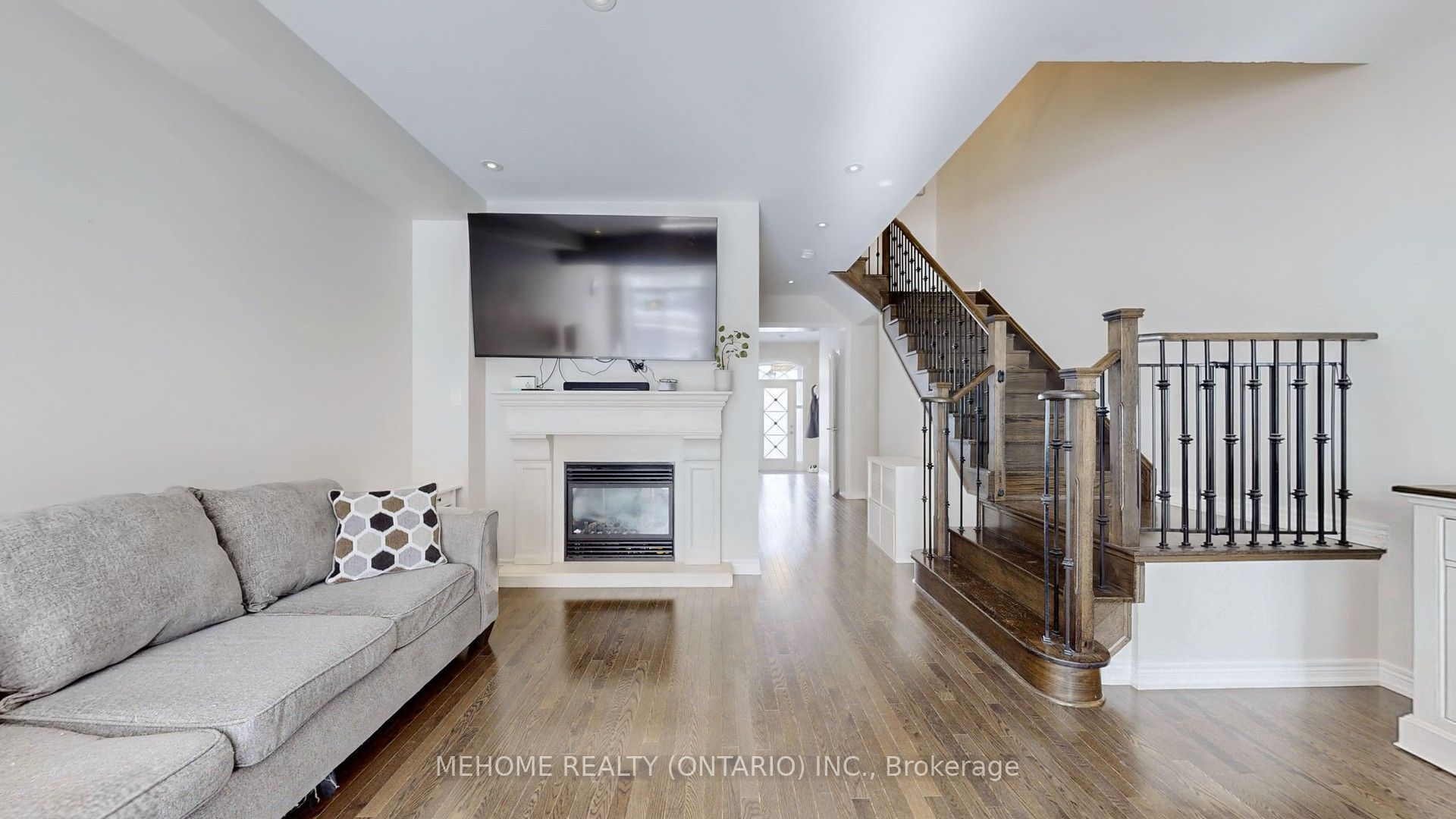 27 Sibella Way Property Photo 2