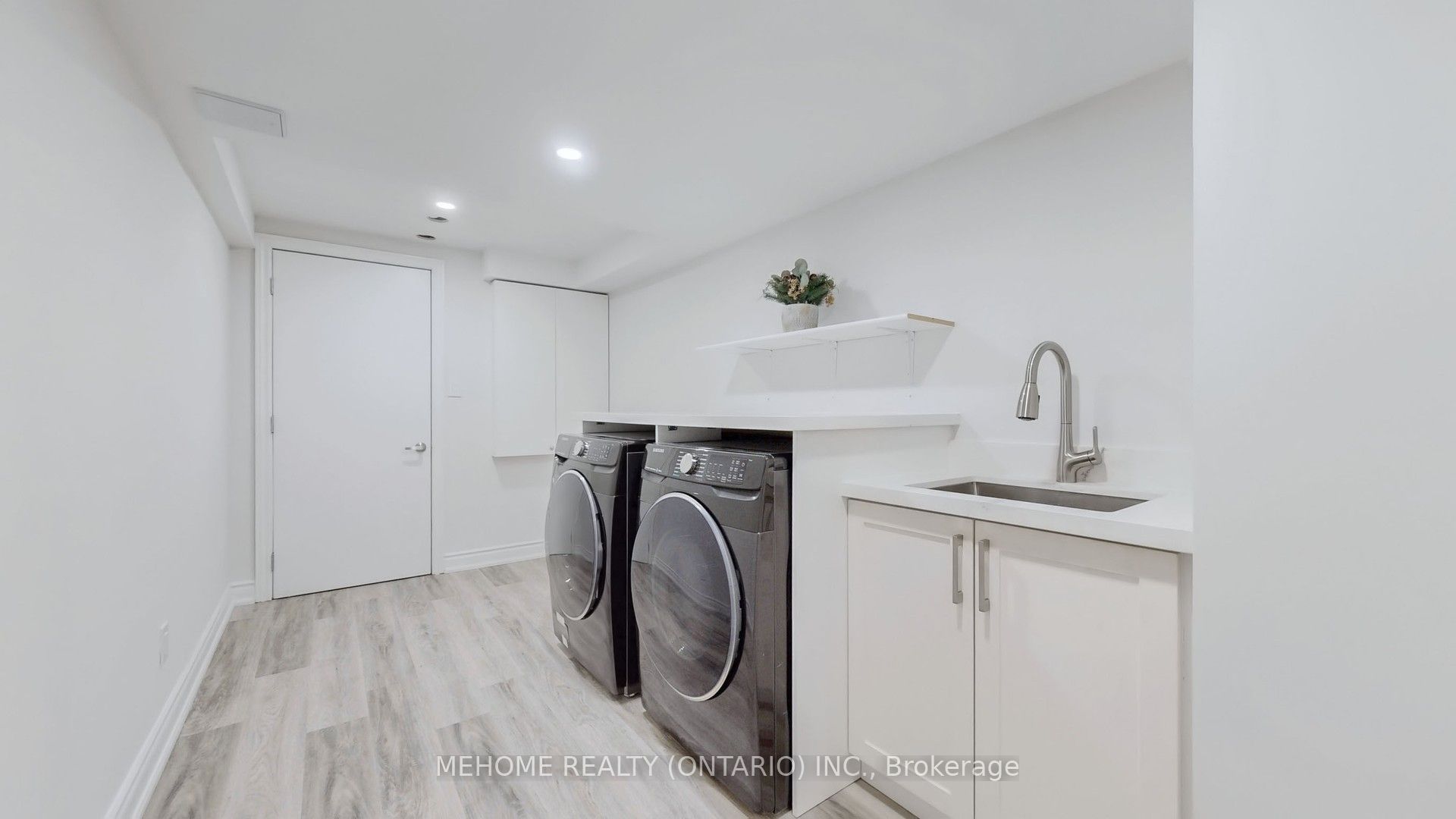 27 Sibella Way Property Photo 24